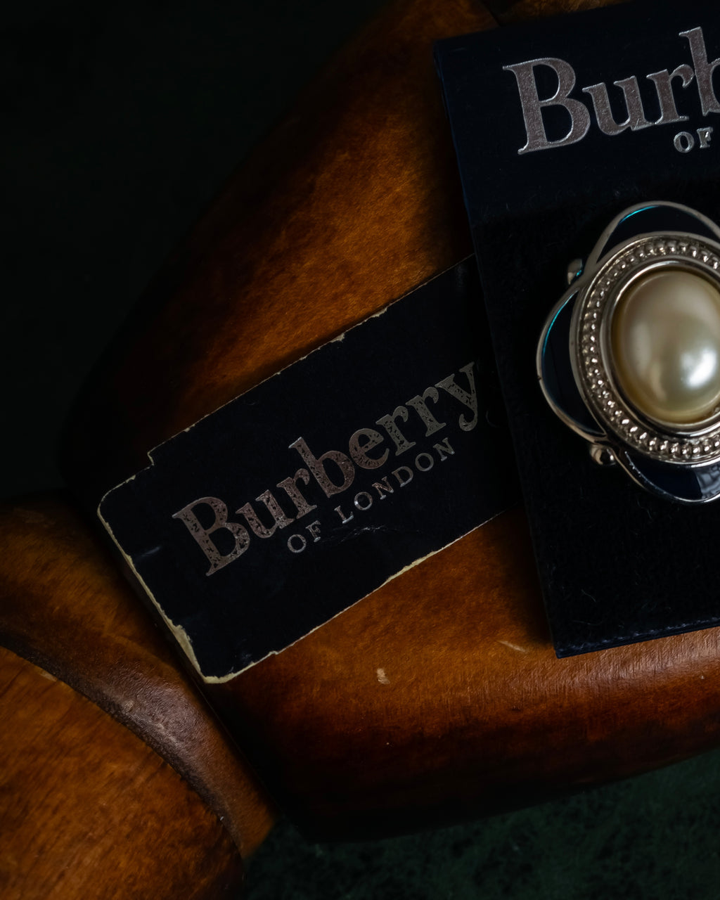 "Burberrys" 80’s–90’s pearl cabochon clip earrings