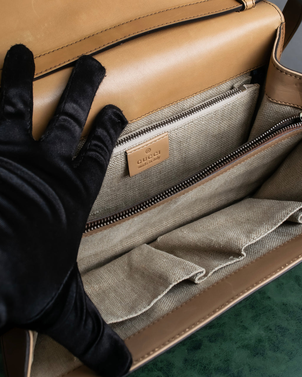 "GUCCI" Duilio brogue brown leather shoulder bag