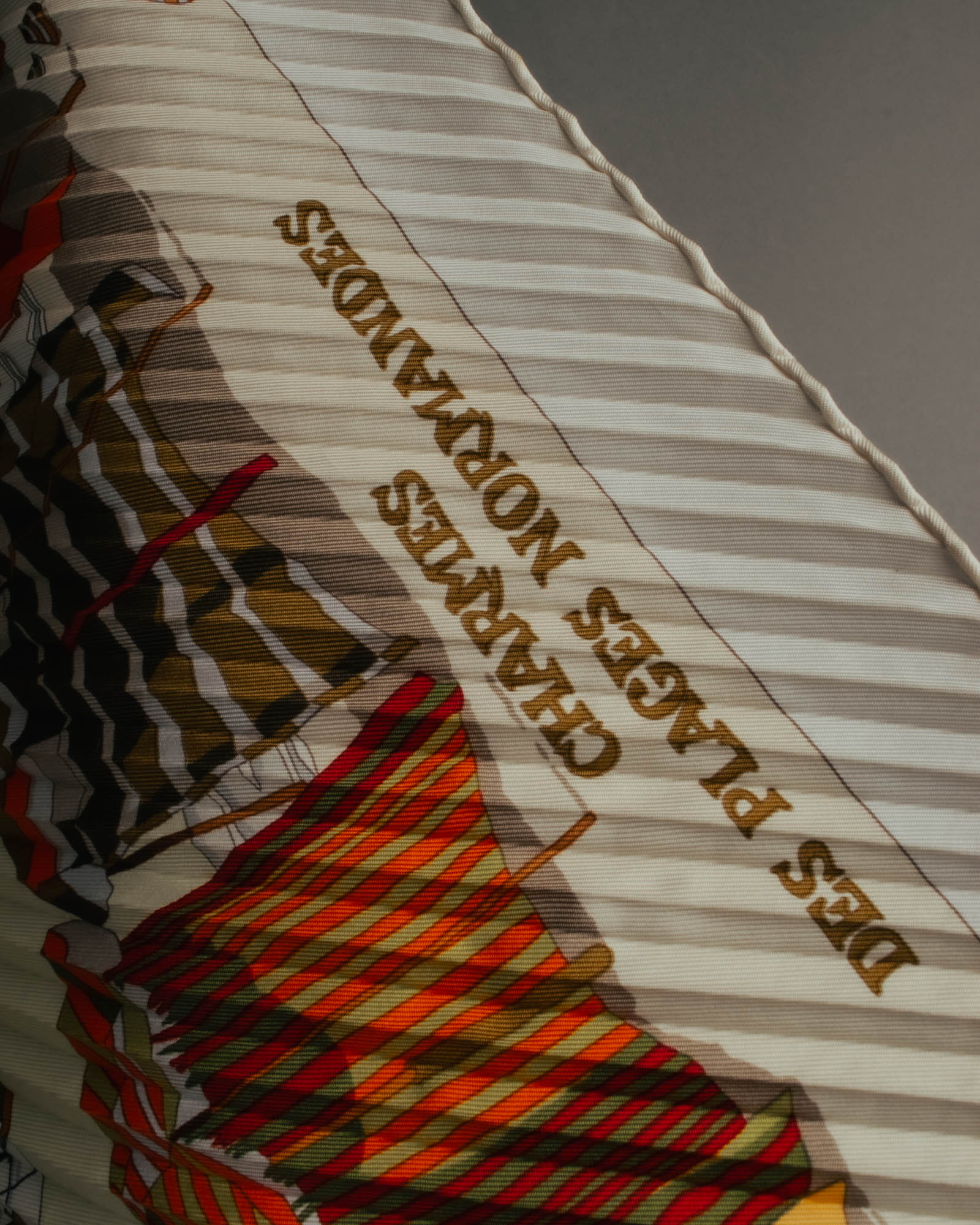 -SPECIAL- "Hermès" 90's-00's Accordion pleated scarf