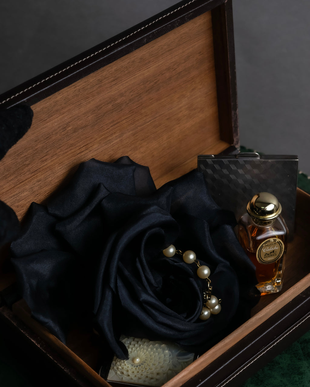 "LOEWE" Logo engraved wooden storage box