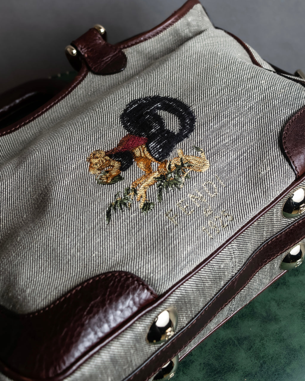 "FENDI" Animal embroidery design boa combination shoulder bag