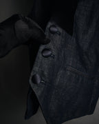 –SPECIAL– "Maison Martin Margiela"
2011 Replica denim smoking vest