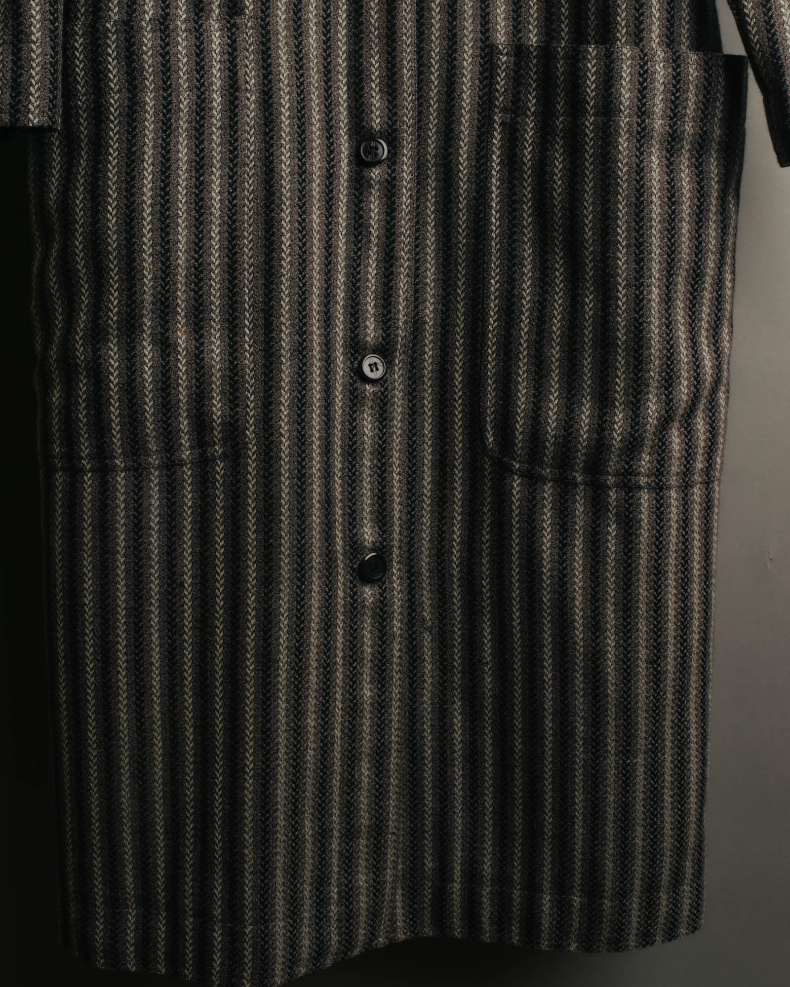 -SPECIAL- “GUCCI” 80’s-90’s Textured striped shawl collar long coat