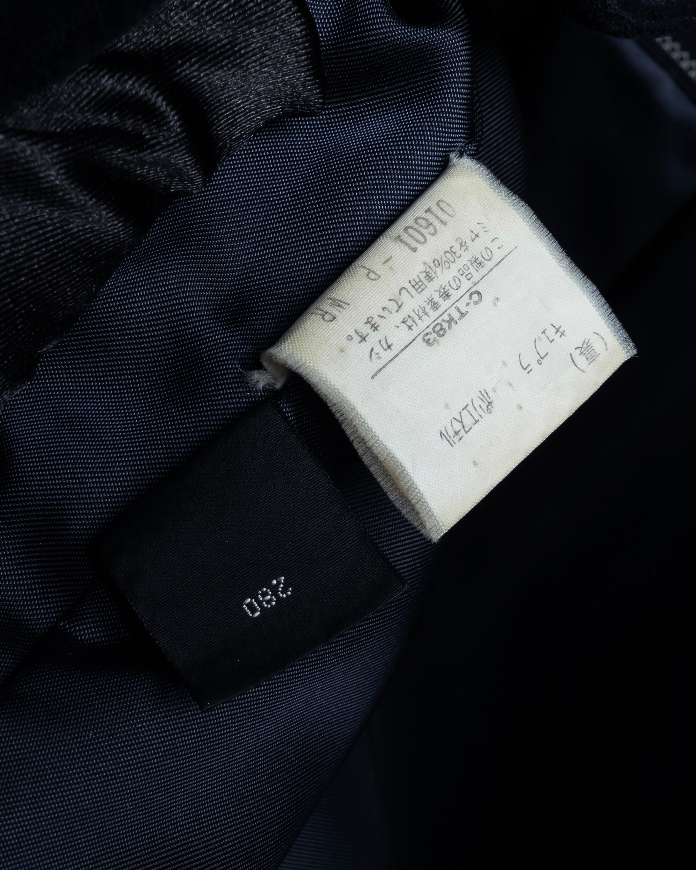 "BURBERRYS" High density wool stand collar coat