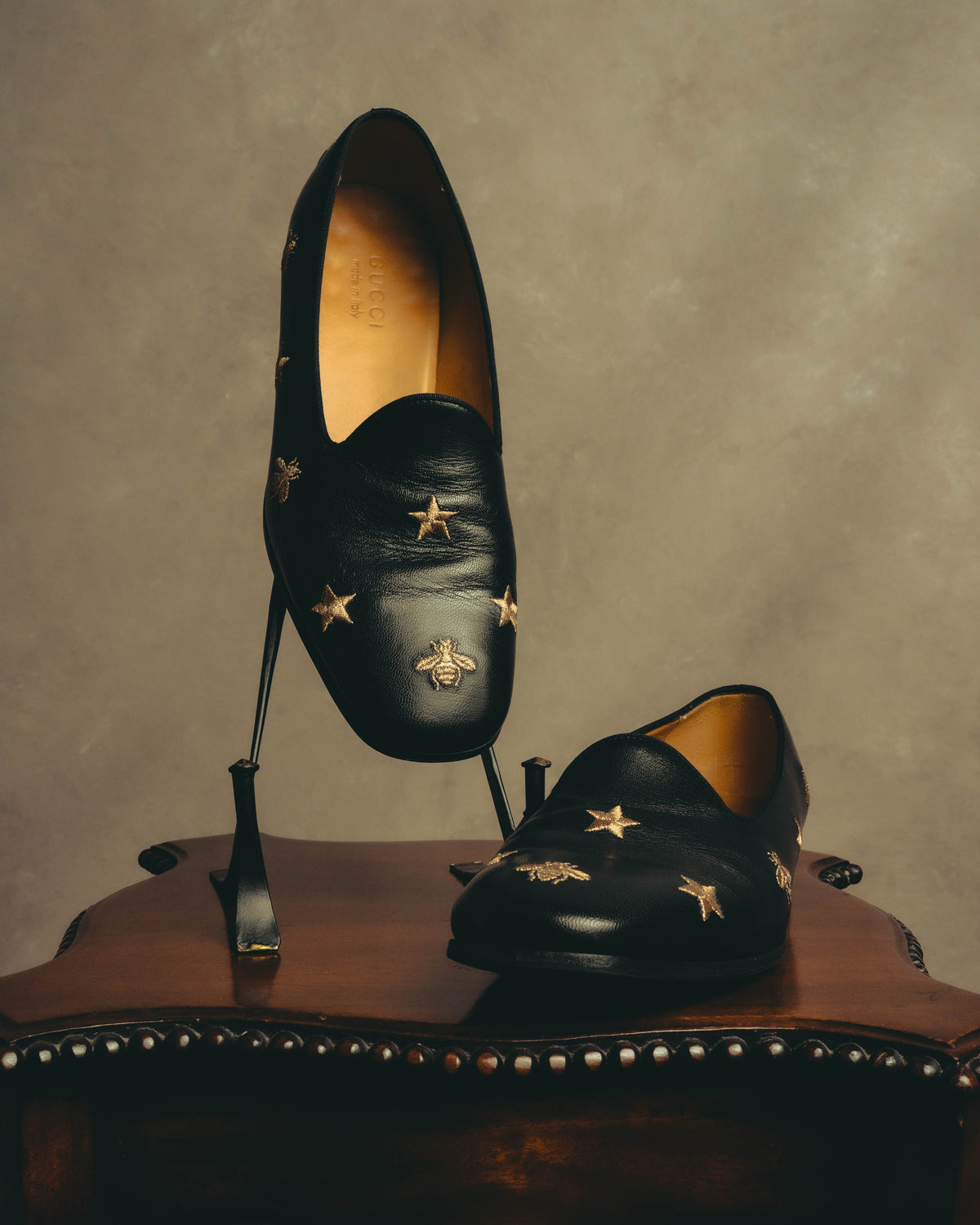 -SPECIAL- “GUCCI” 2017-2018 Bee and star embroidered leather loafers