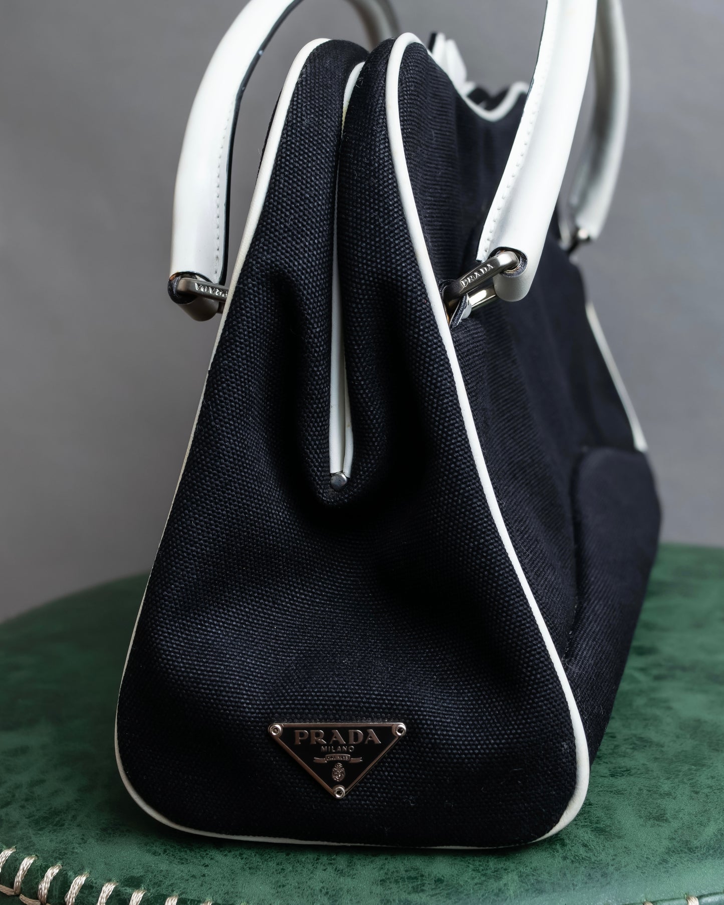 "PRADA" Clasp design monotone color bowling bag