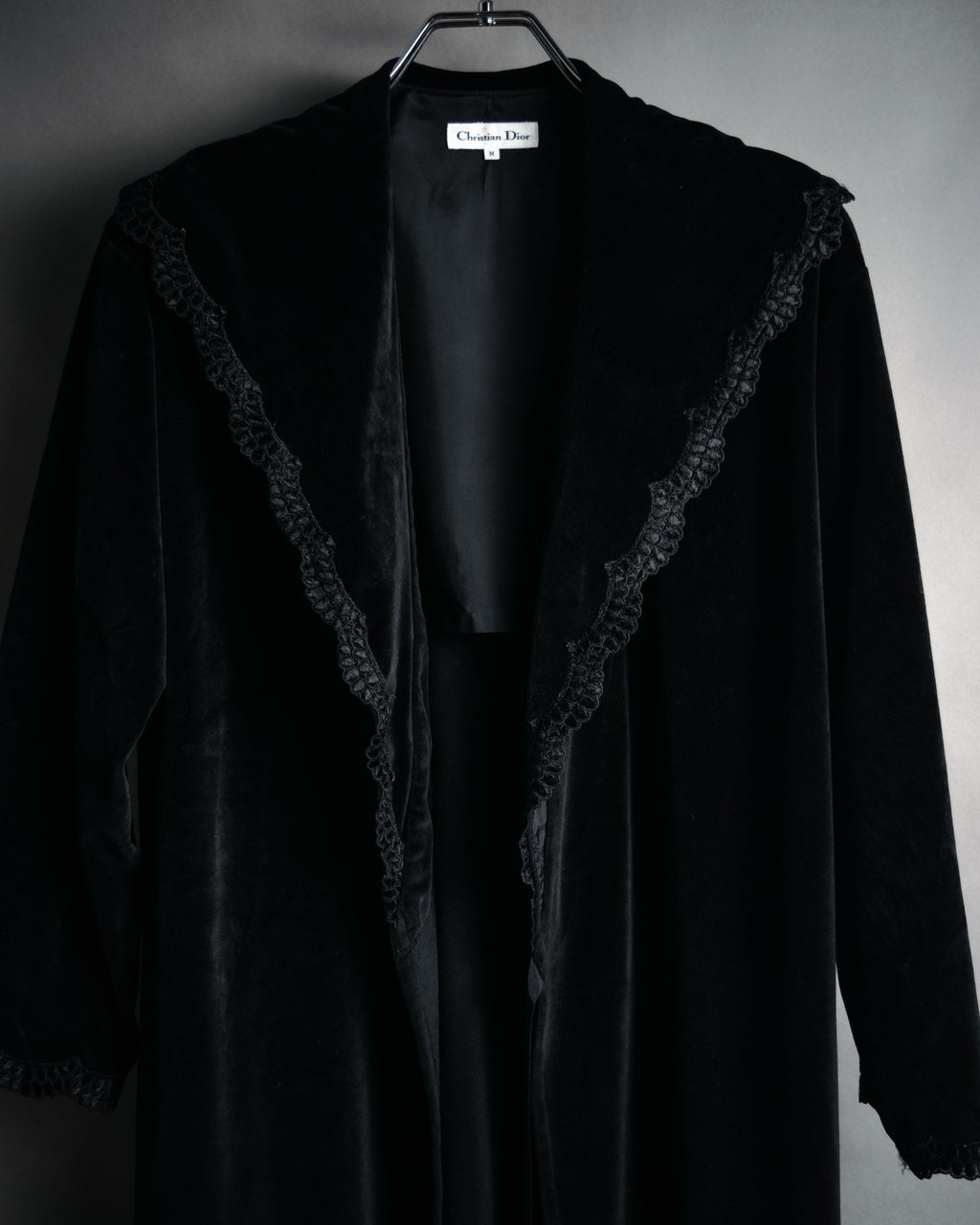 –SPECIAL– “Christian Dior”
80’s-90’s Velour lace trimmed robe coat