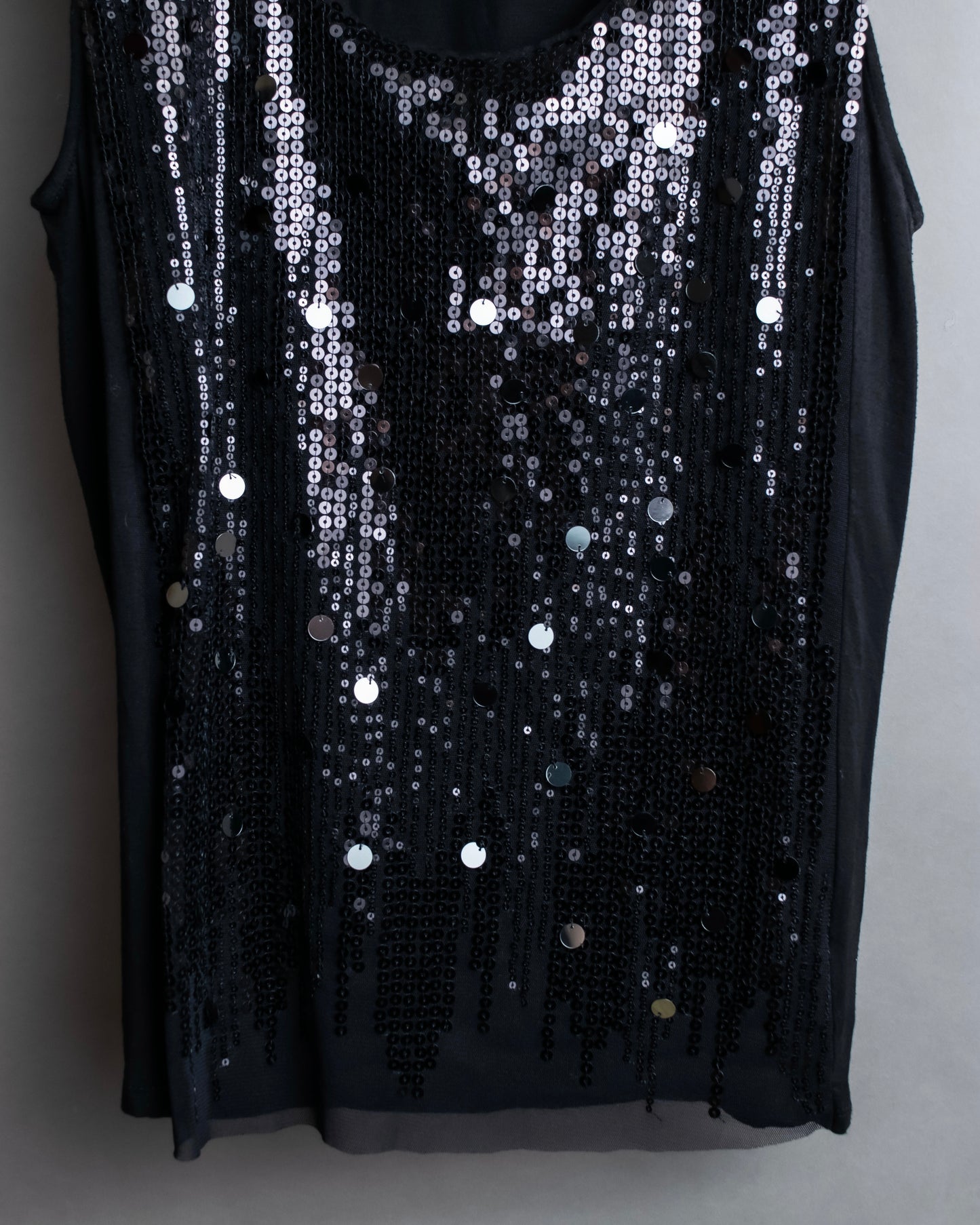 "LANVIN" Different sequin designs sleeveless pullover