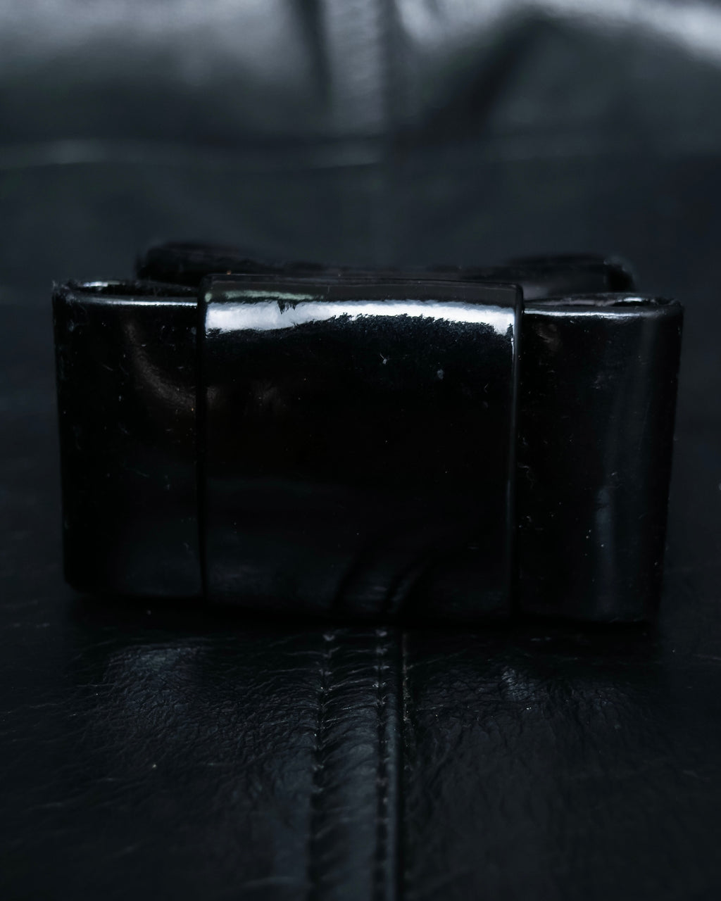 "miu miu"  Ribbon design bangle