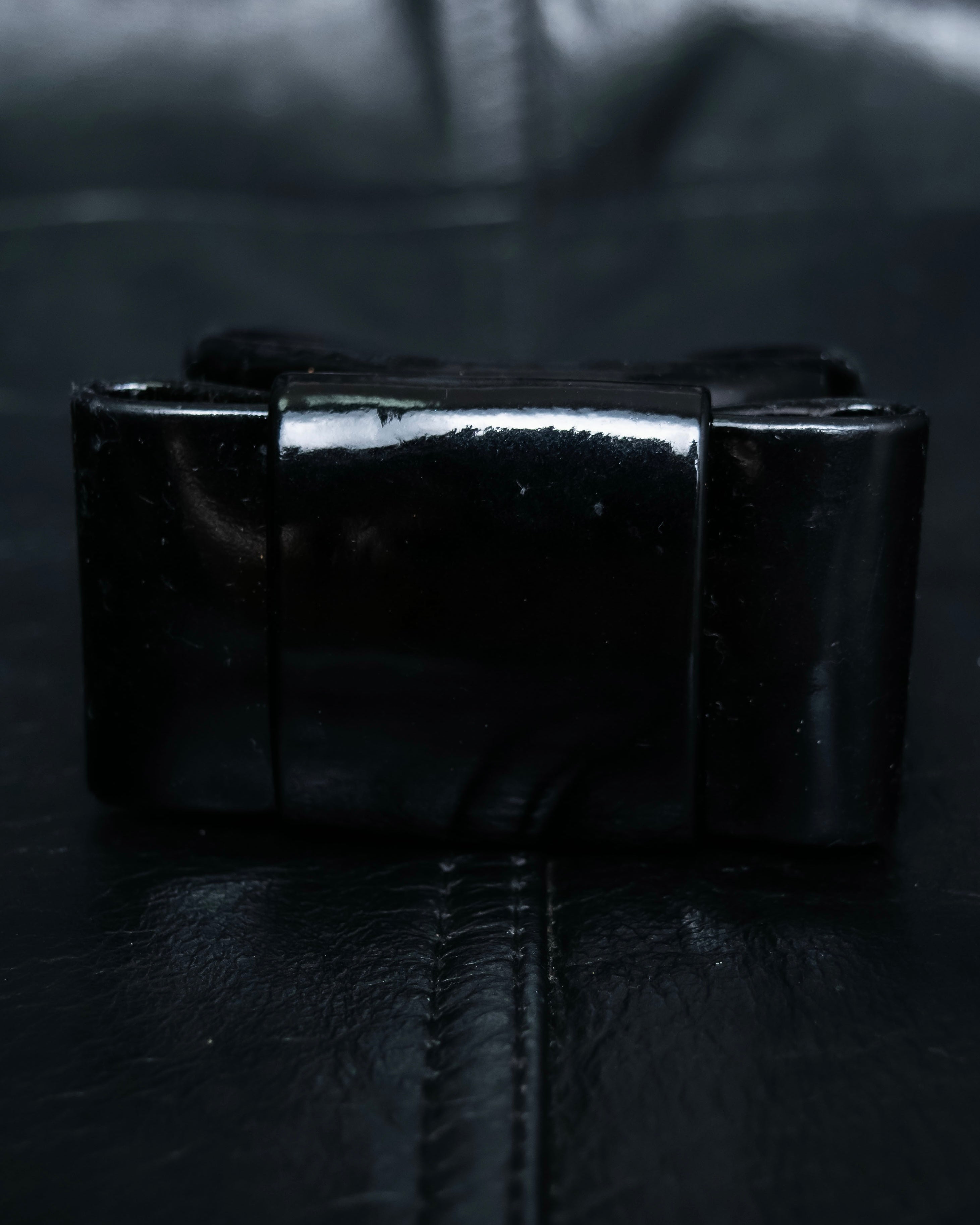 "miu miu"  Ribbon design bangle