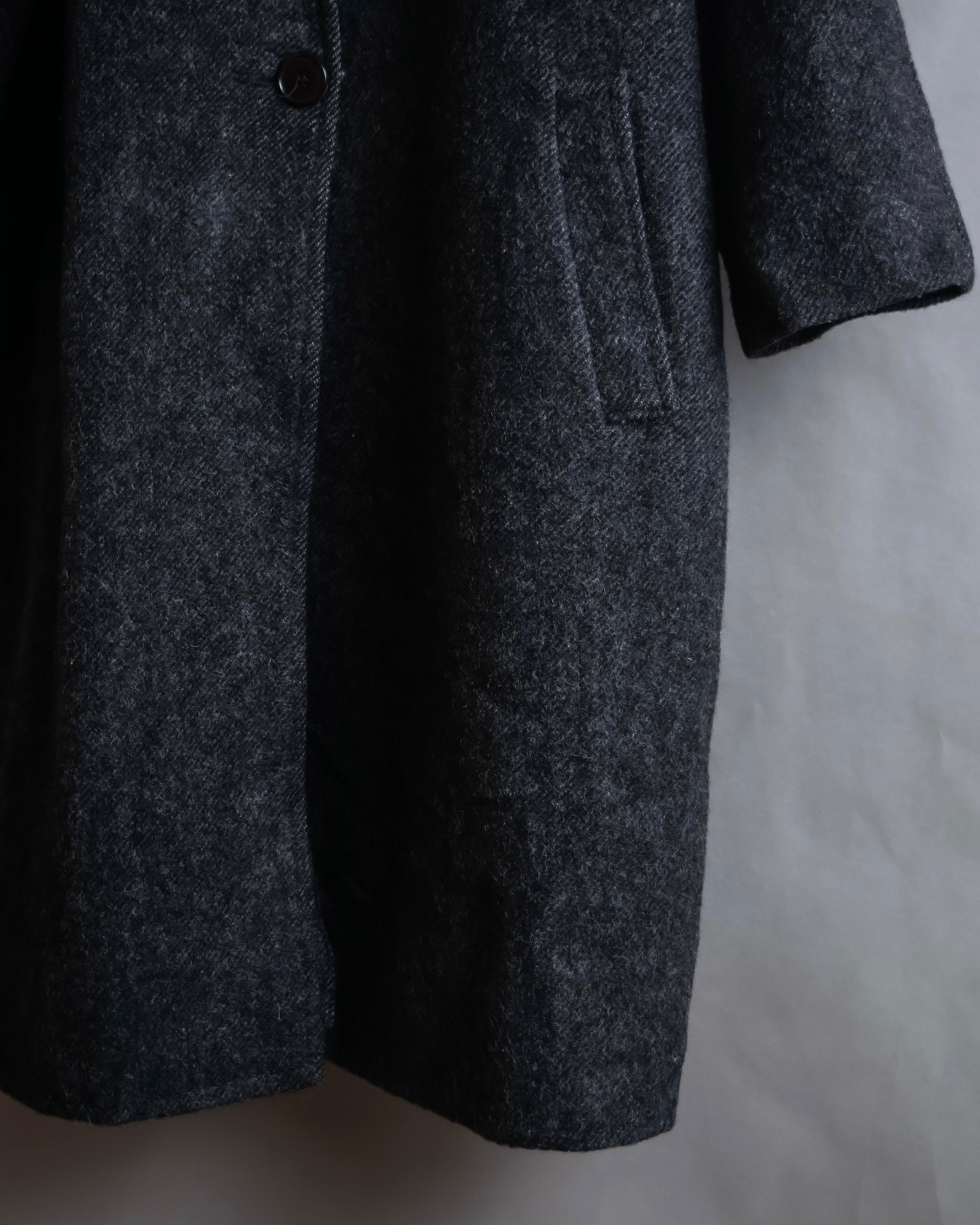 "Vintage fur collar chester coat"