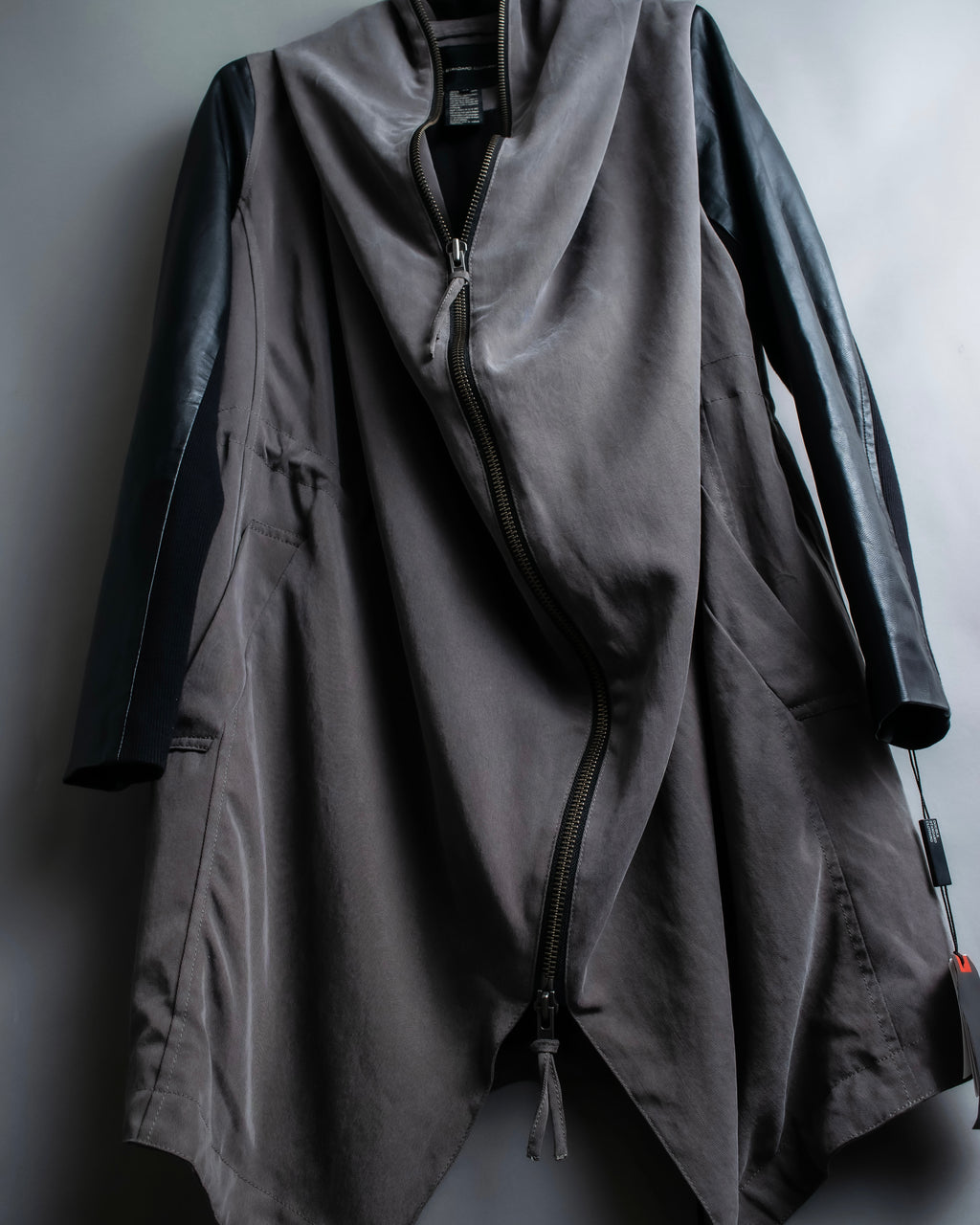 “DOUBLE STANDARD CLOTHING” Designed sleeve hooded middle coat