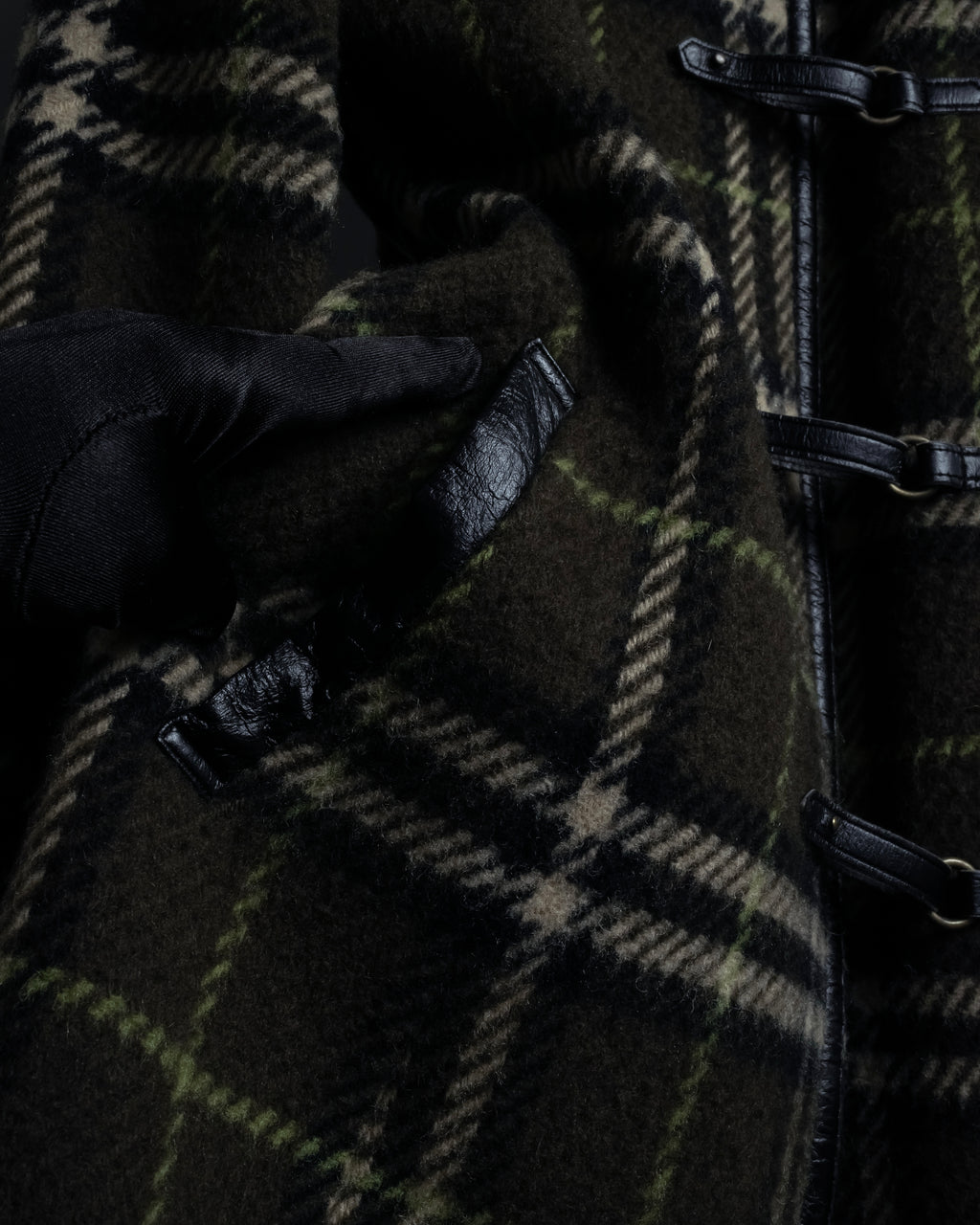 "BURBERRY" Leather switching design check tweed coat