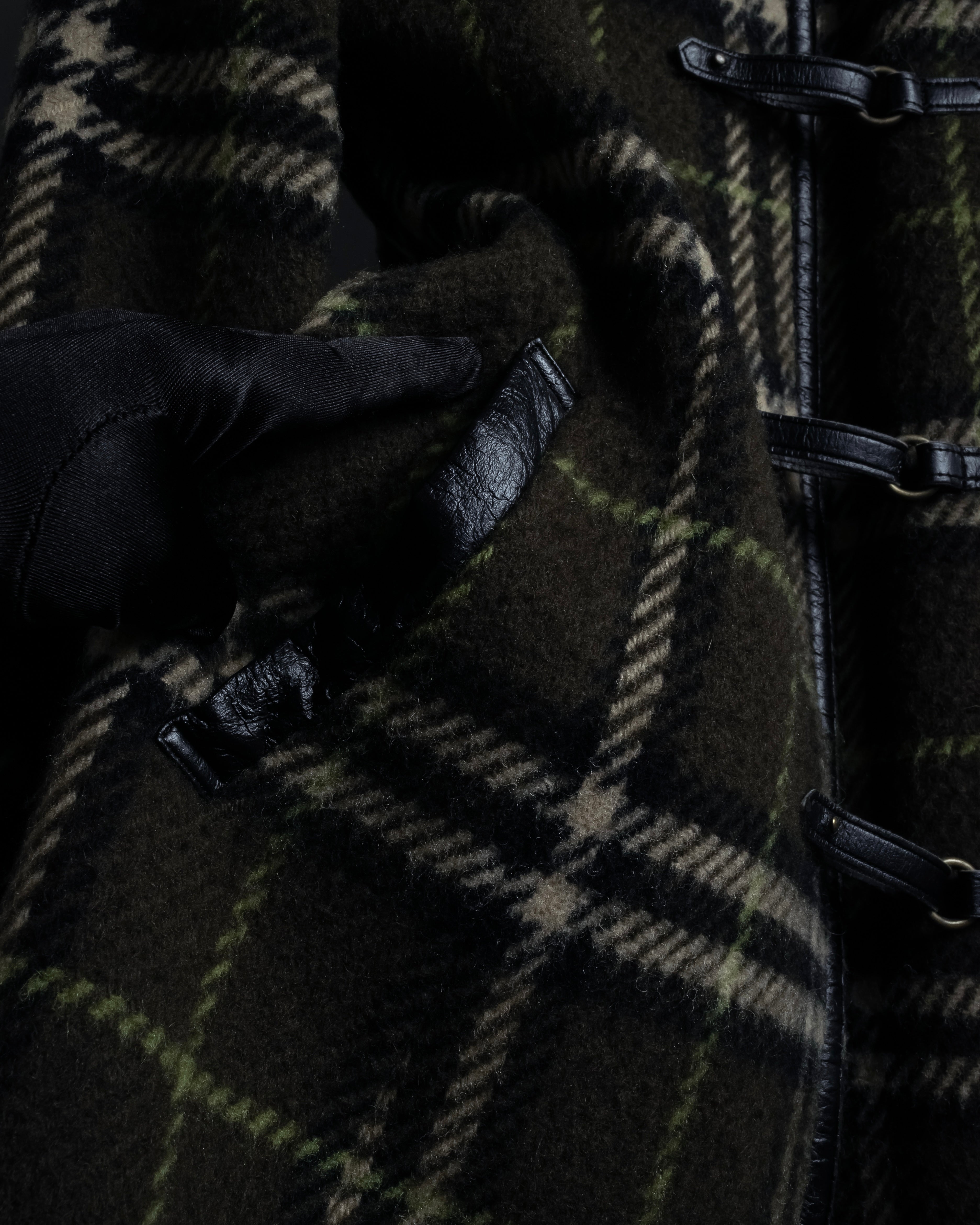 "BURBERRY" Leather switching design check tweed coat