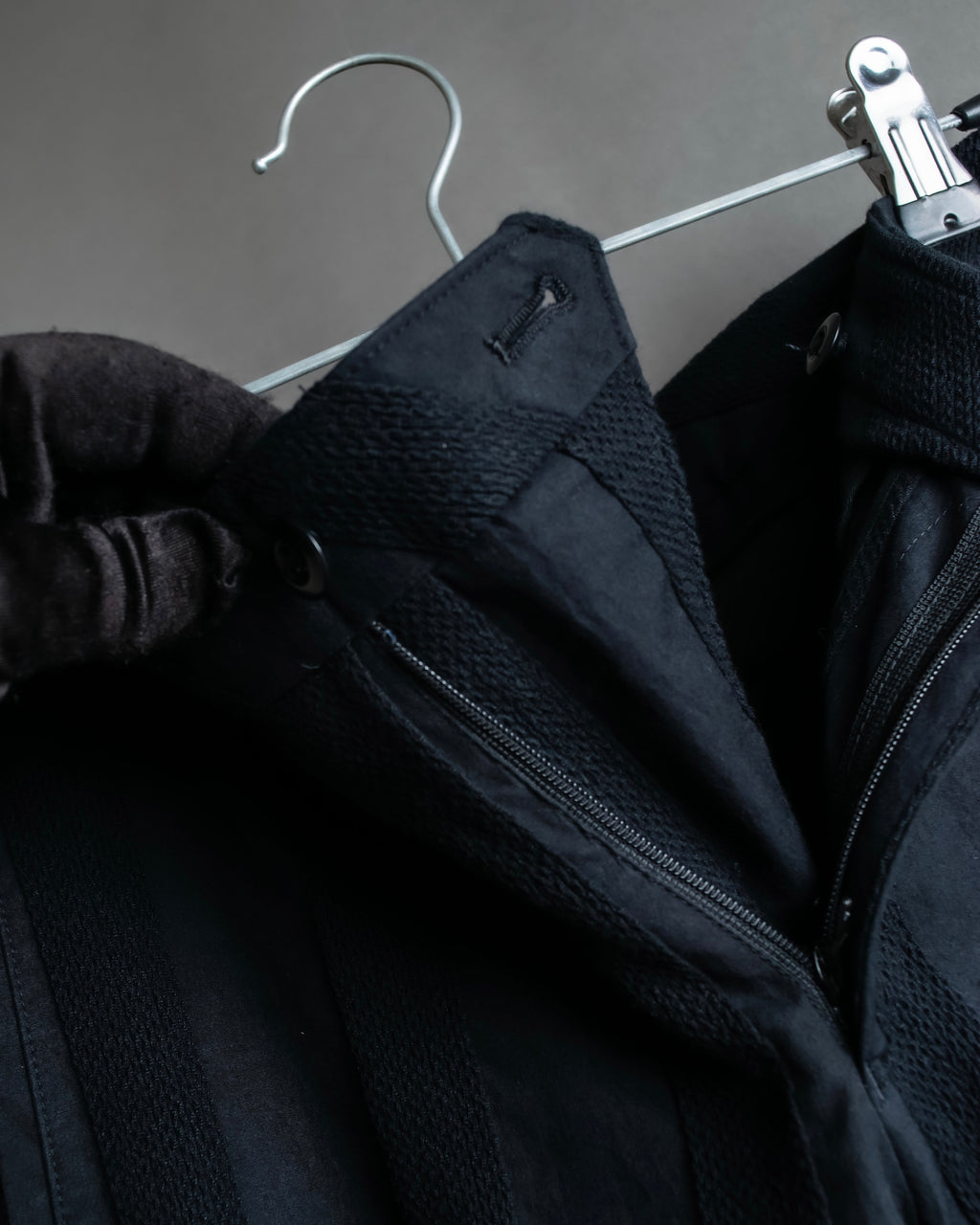 "ISSEY MIYAKE FETE" Fabric change stripe pattern wide slacks