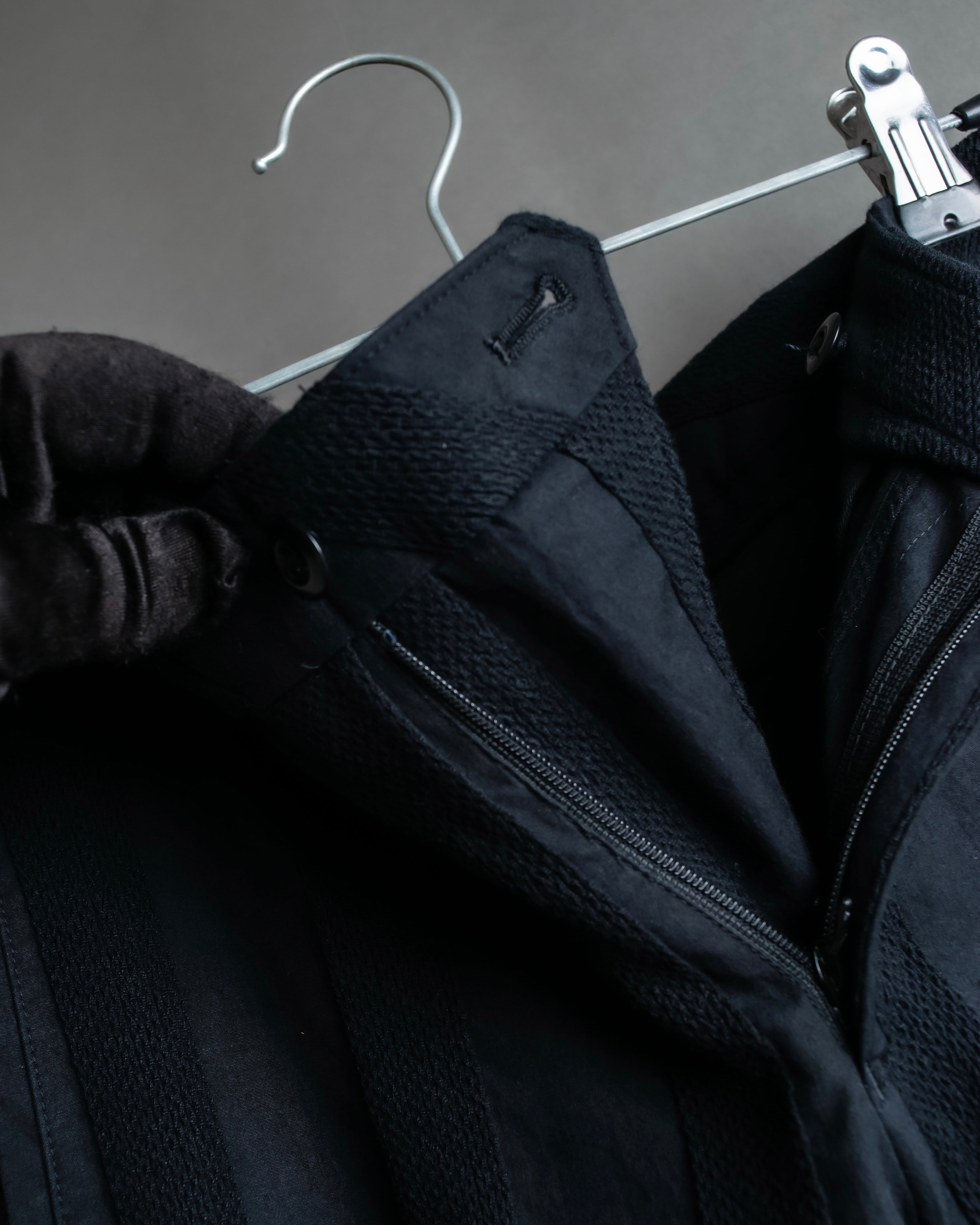 "ISSEY MIYAKE FETE" Fabric change stripe pattern wide slacks