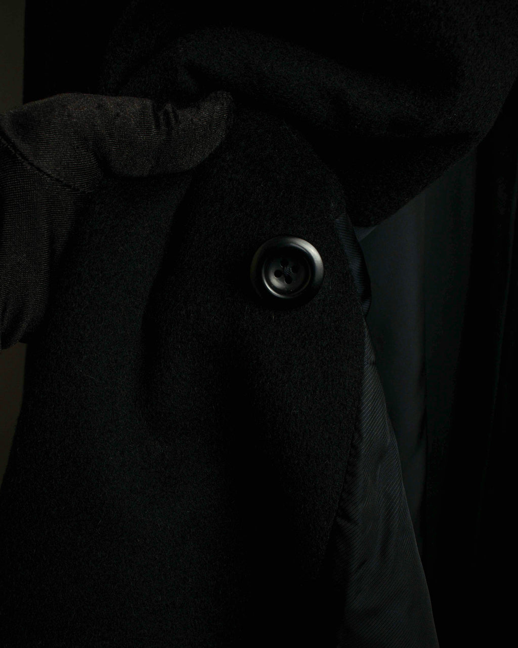 "Chloe" Peak lapel classically tailored chester coat