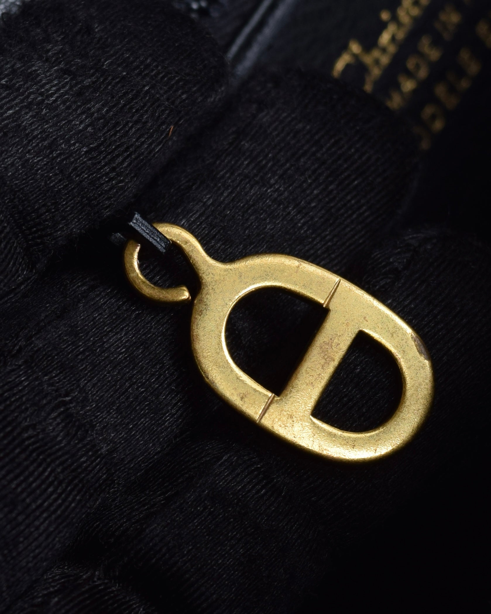 "Christian Dior" Structured flap design gold clasp leather bag