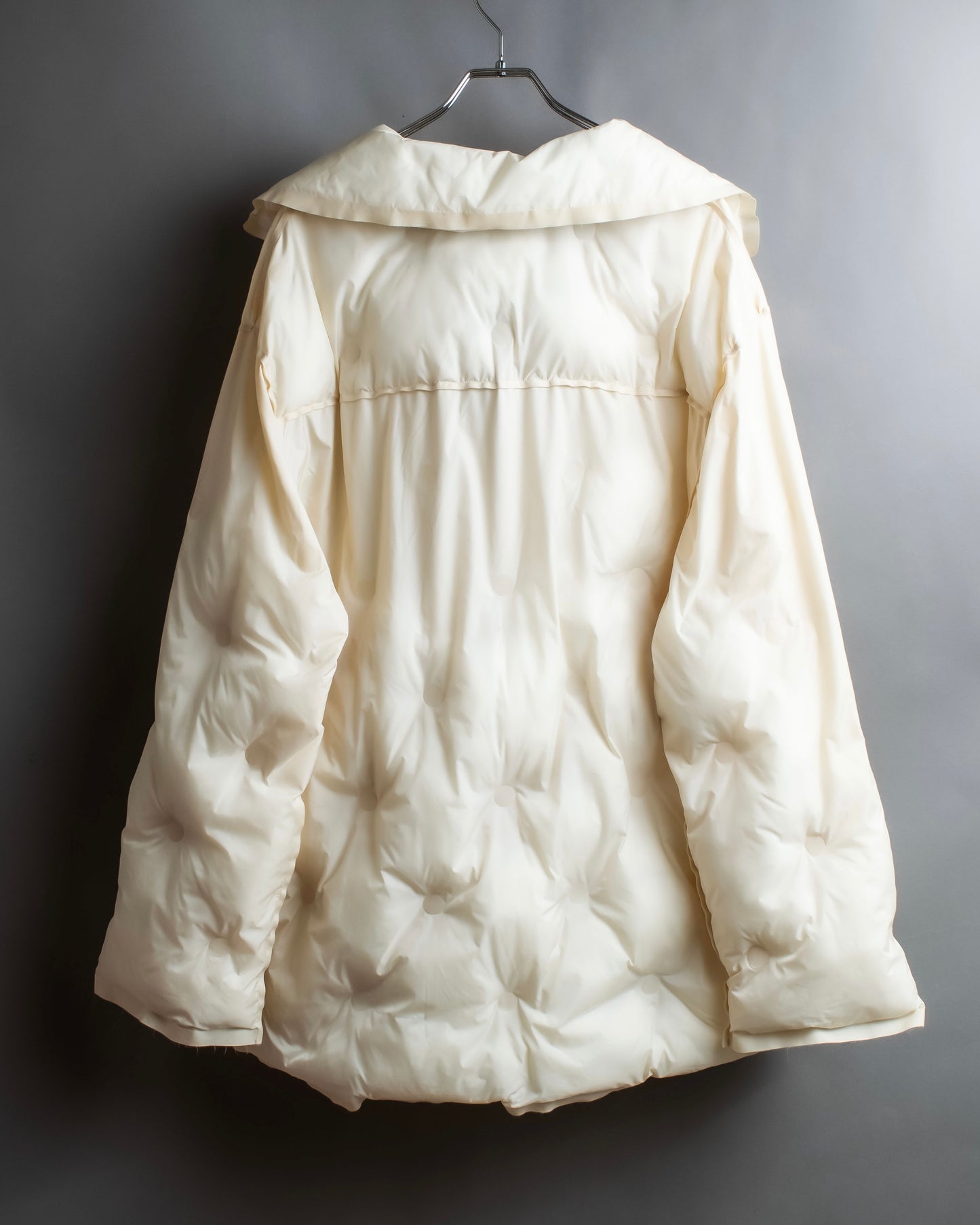 "MAISON MARGIELA" Offwhite color quilted padded oversized tailored coat