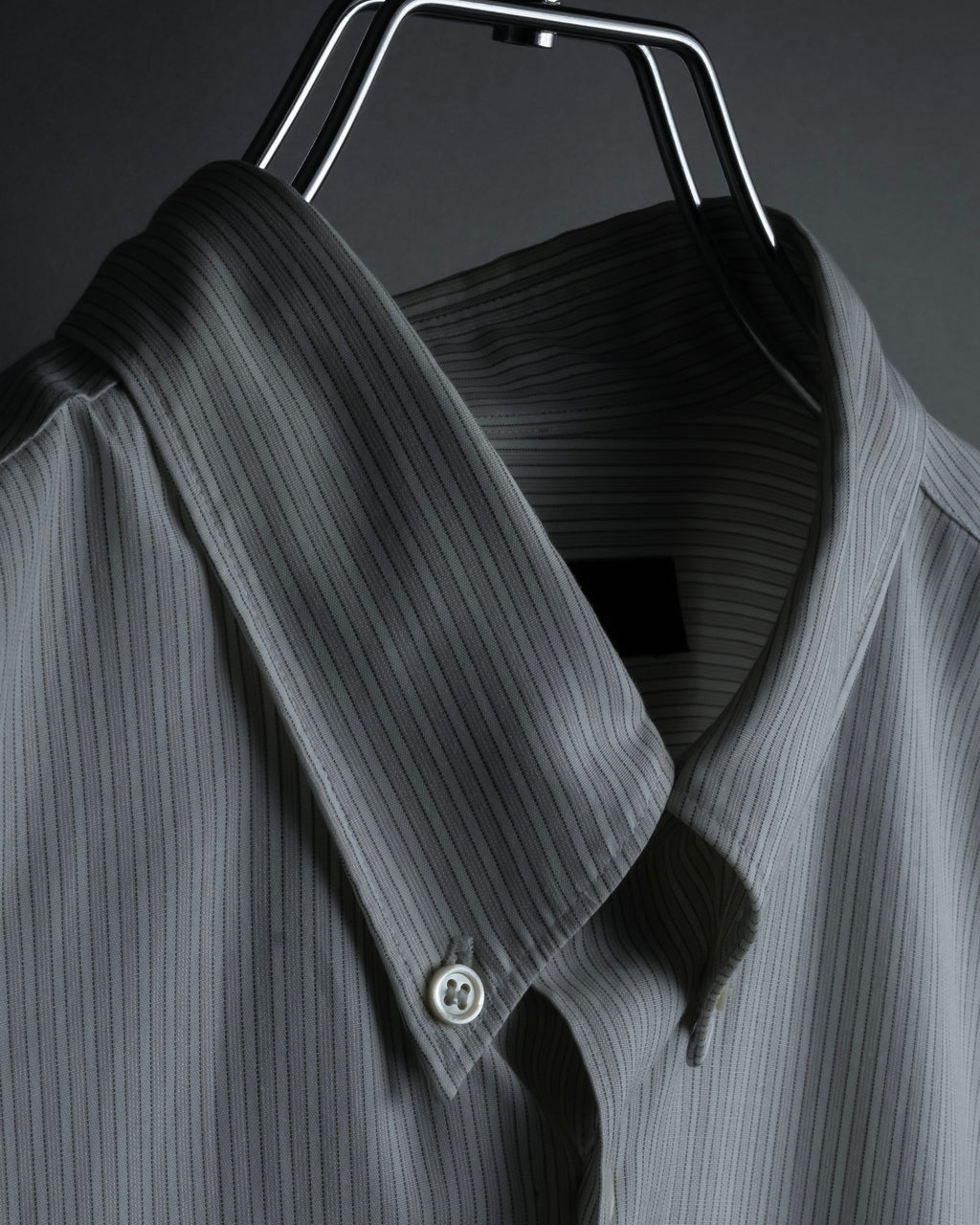 "COMME des GARCONS HOMME" Beautiful pinstripe button-down shirt