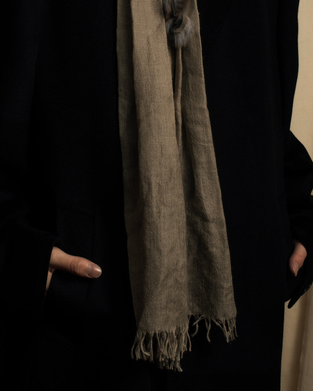 "BALENCIAGA" Large size lame jacquard weave stole