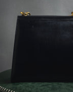 "Salvatore Ferragamo" 90’s Jewelry gold chain design leather bag
