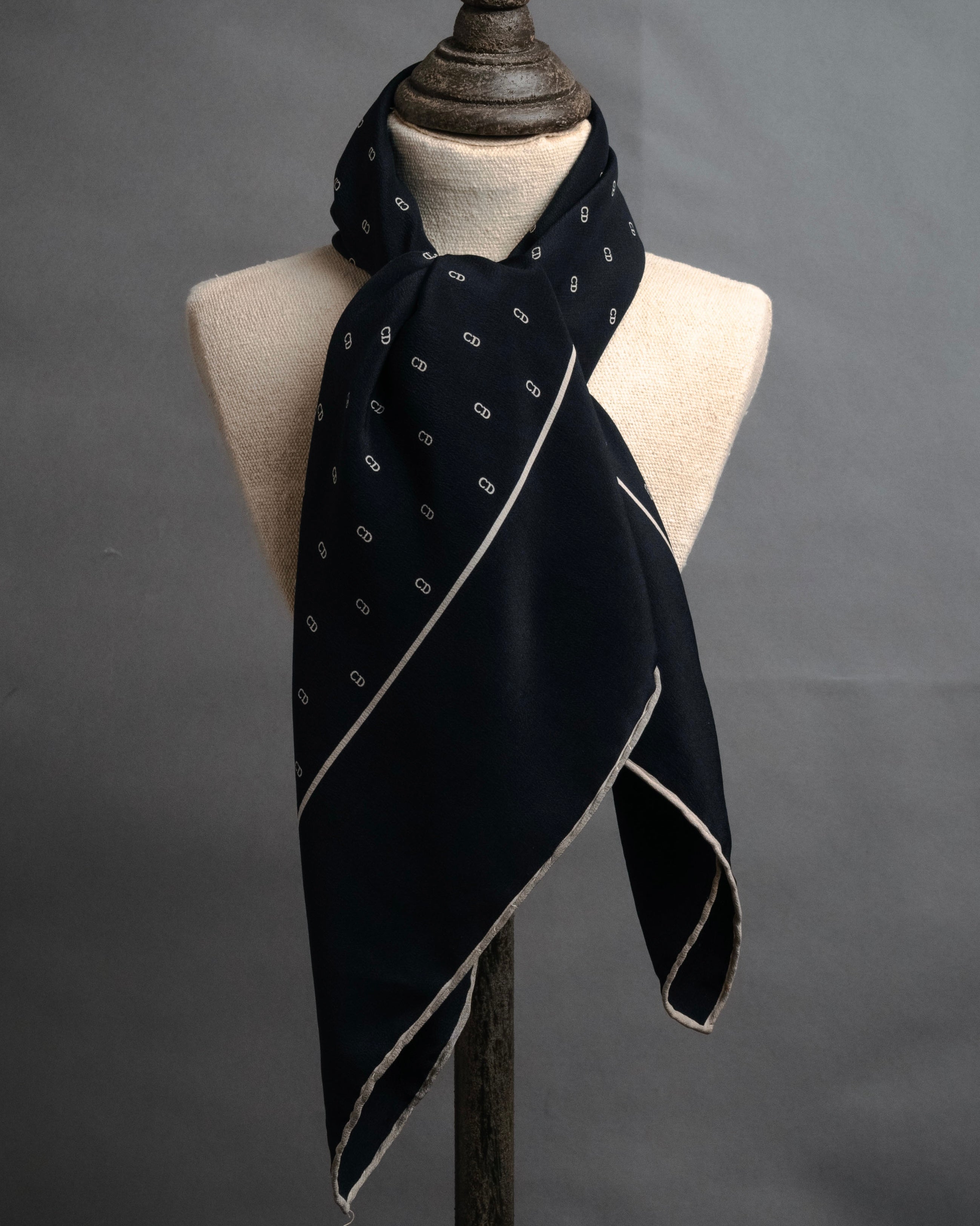 “Christian Dior” 90’s CD monogram silk scarf