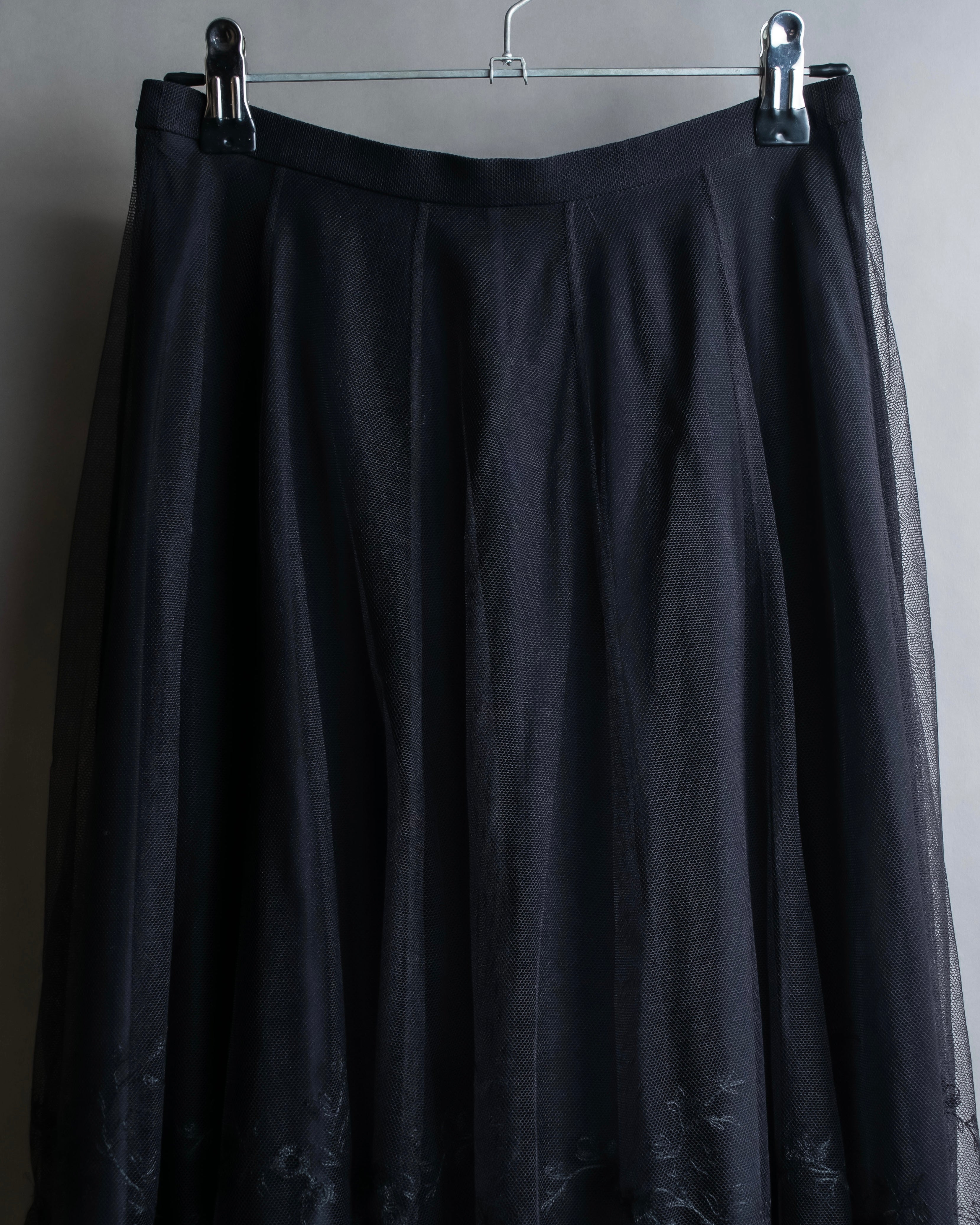 "LOUIS VUITTON" Tiered embroidered design flared skirt