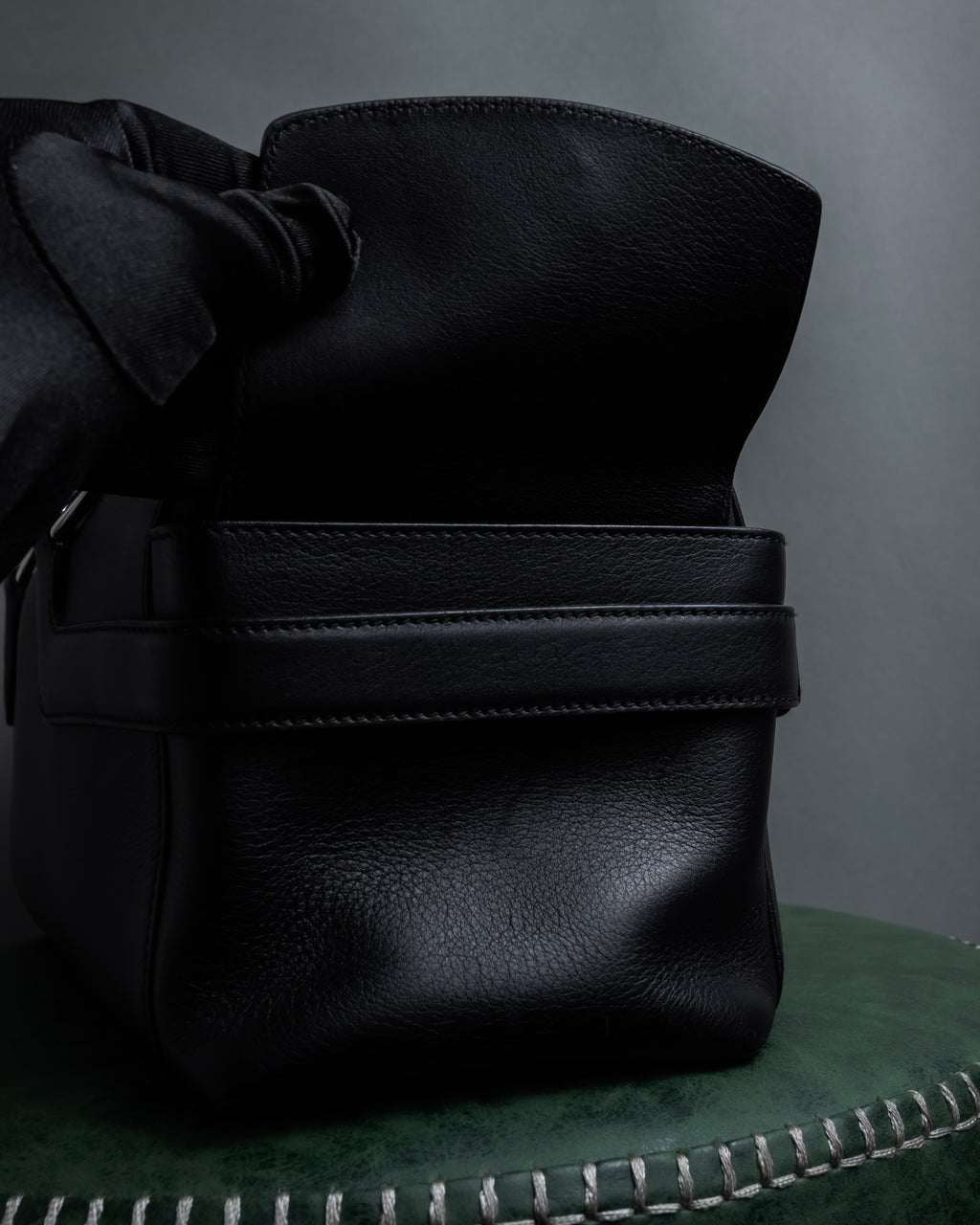 "Salvatore Ferragamo" Gancini motif design leather bowling bag