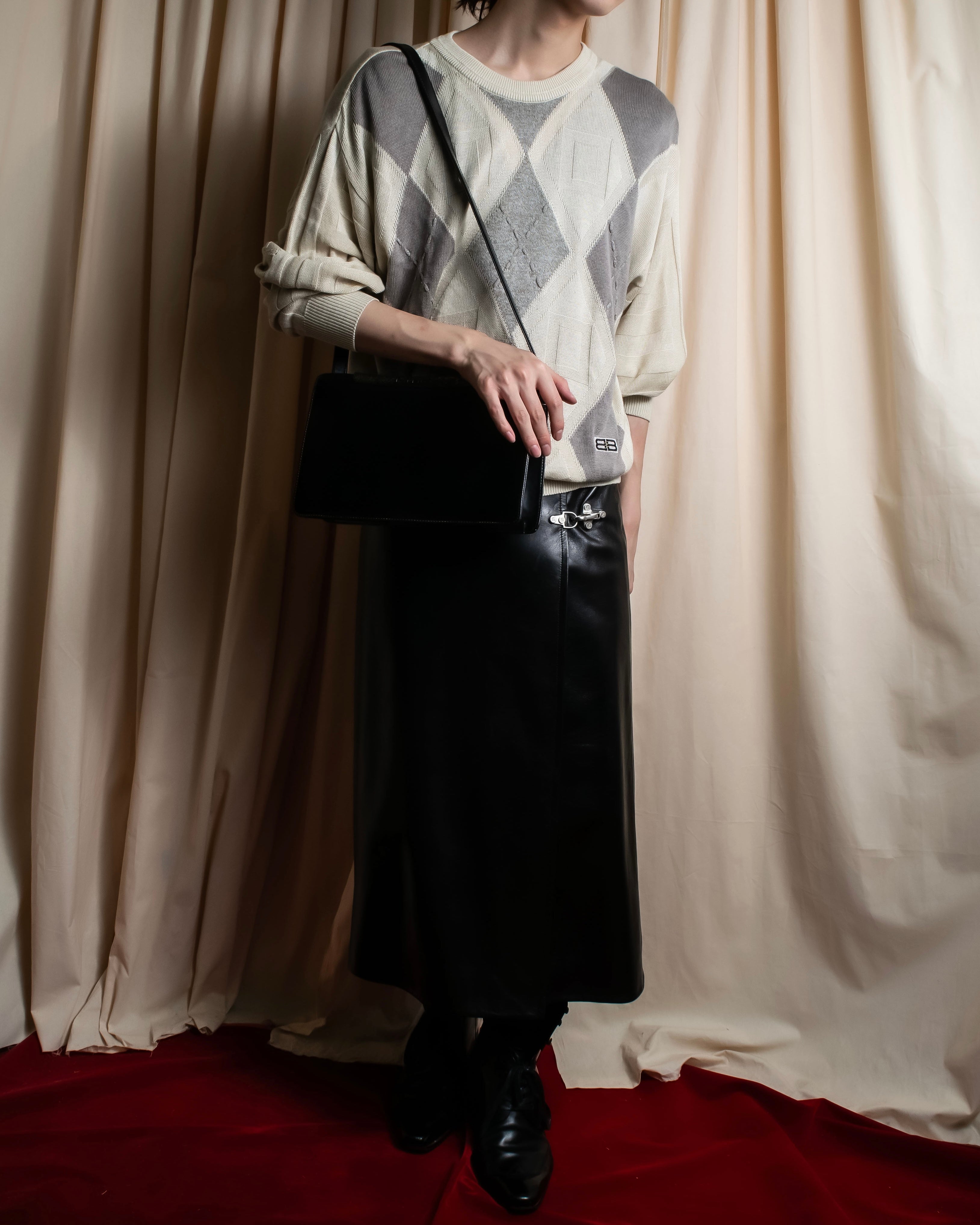 "BALENCIAGA" Diamond pattern argyle twill crew neck knit