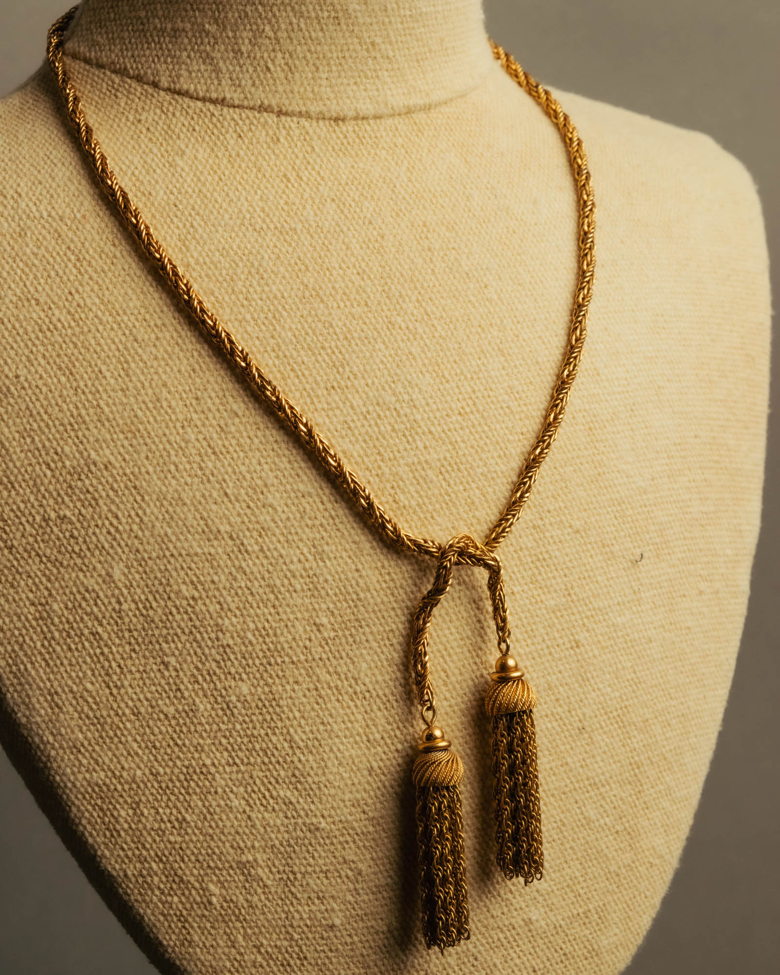 -SPECIAL- “Christian Dior“ 70’s-80’s Tassel rope chain necklace
