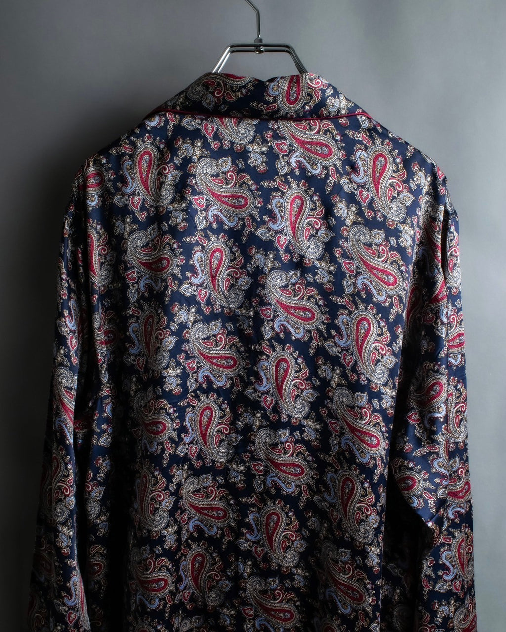 "Christian Dior" 100% silk paisley pajama set