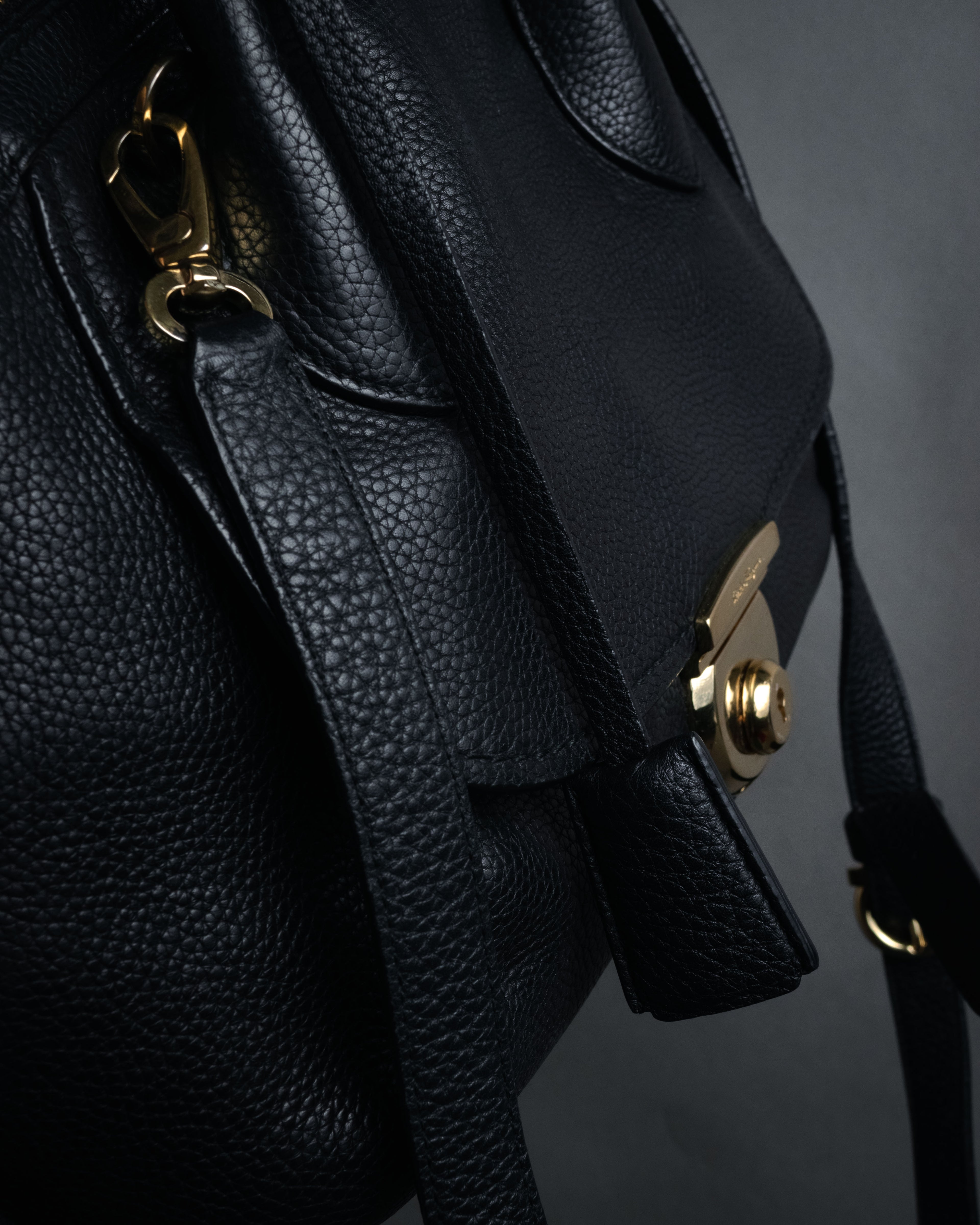 “Salvatore Ferragamo” 2000’s Pebbled leather turn lock bag