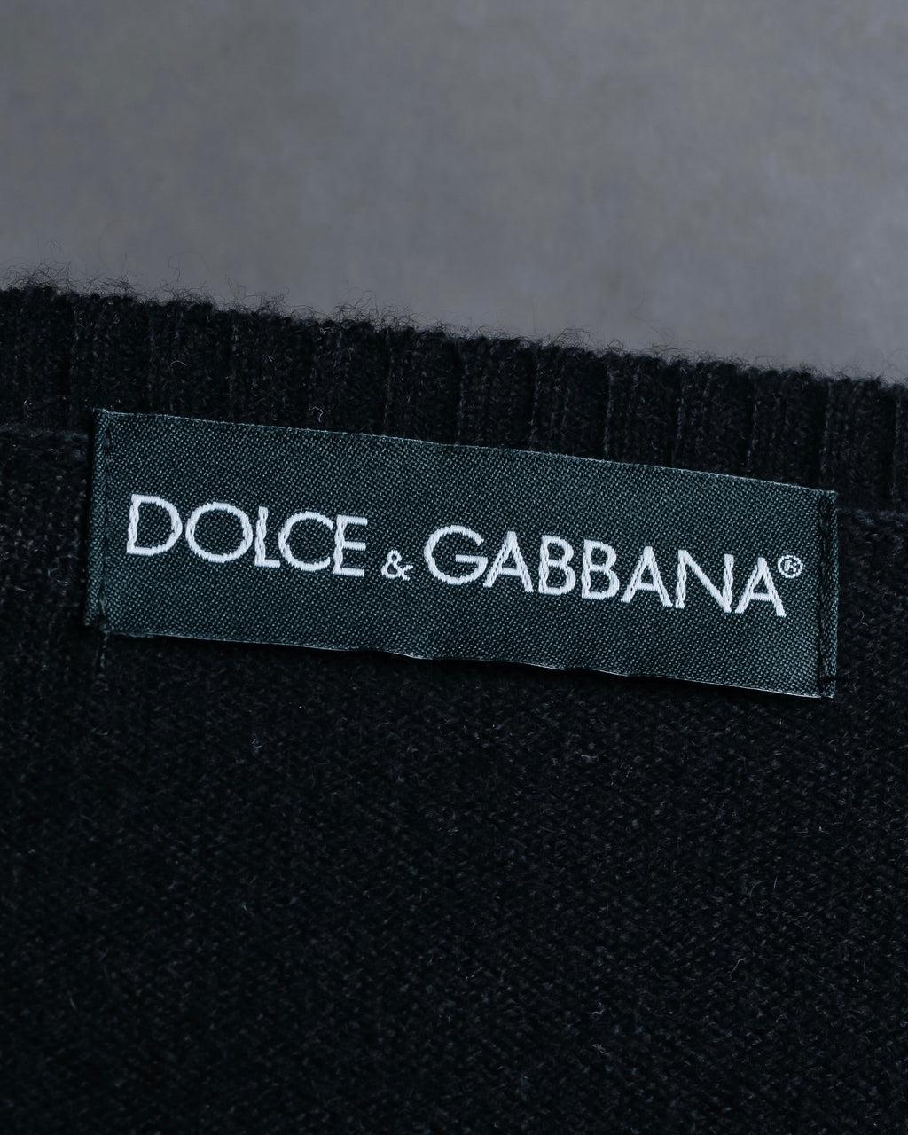 "DOLCE & GABBANA" Lace layered design V-neck knit