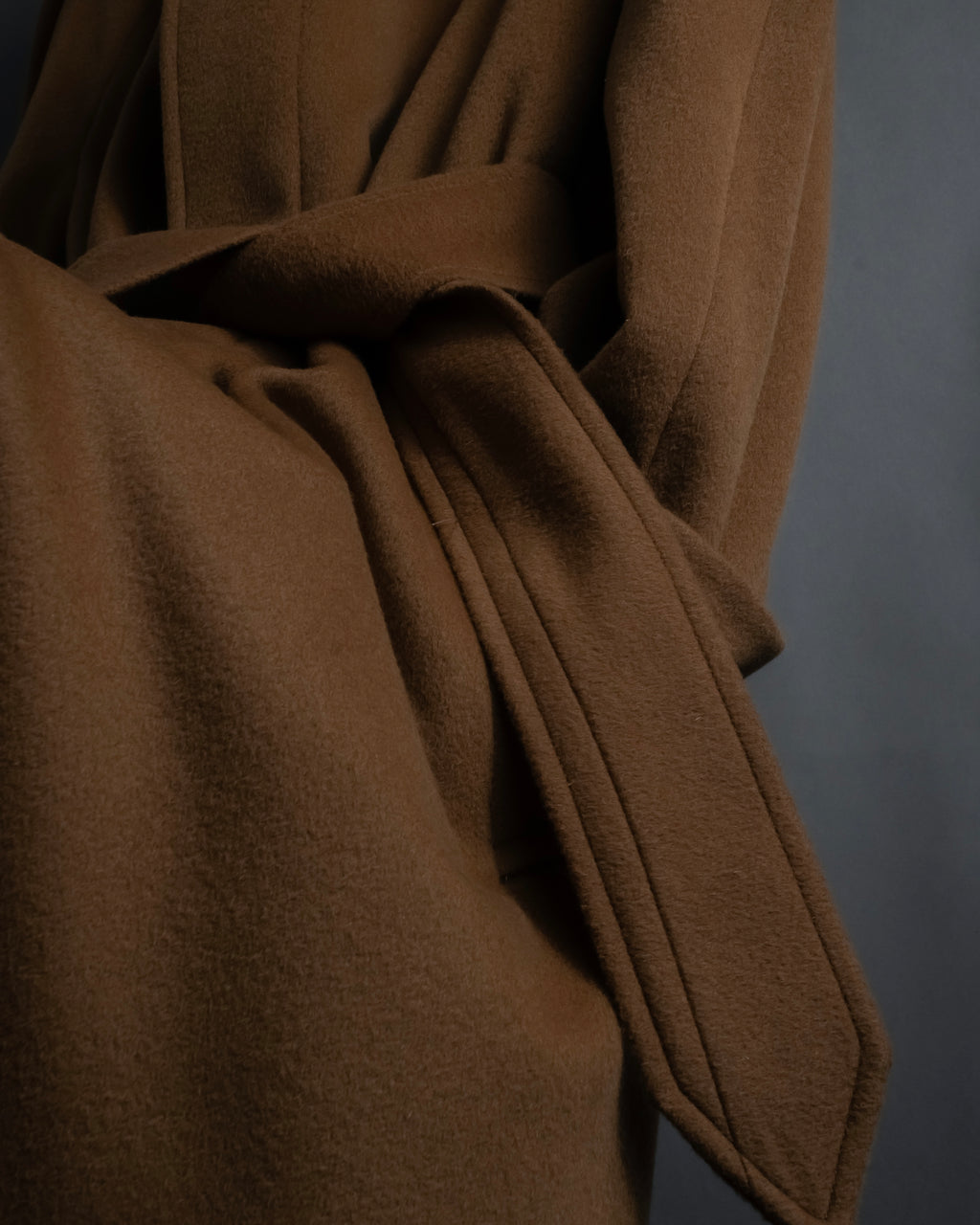 "FENDI" 90's Italian classic 100% cashmere belted coat