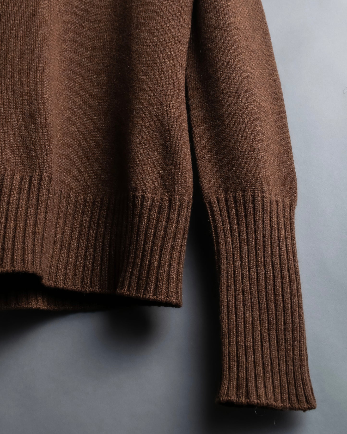 "HERMES" 100% cashmere V neck design knit