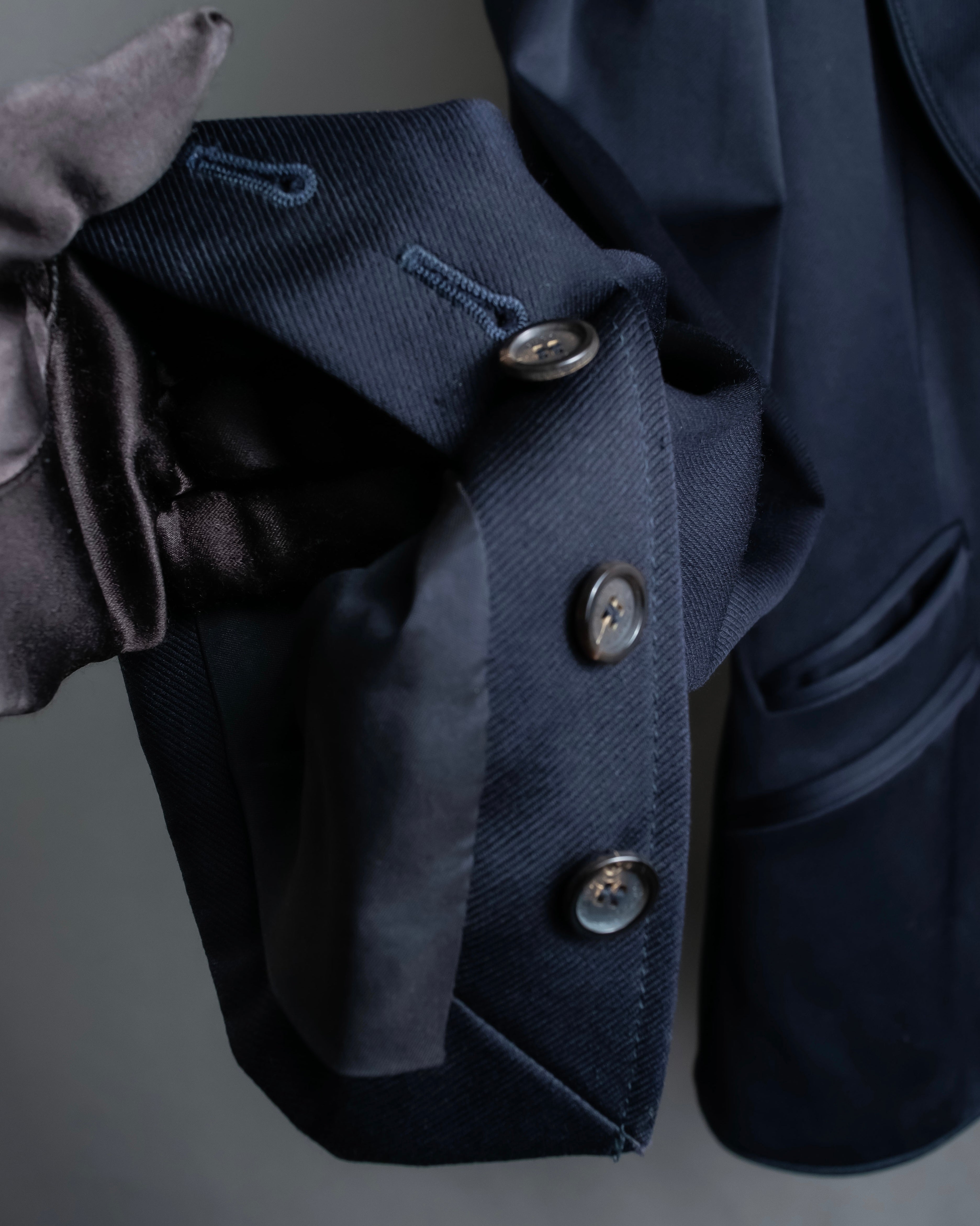 "GUCCI" Shawl collar glossy black jacket