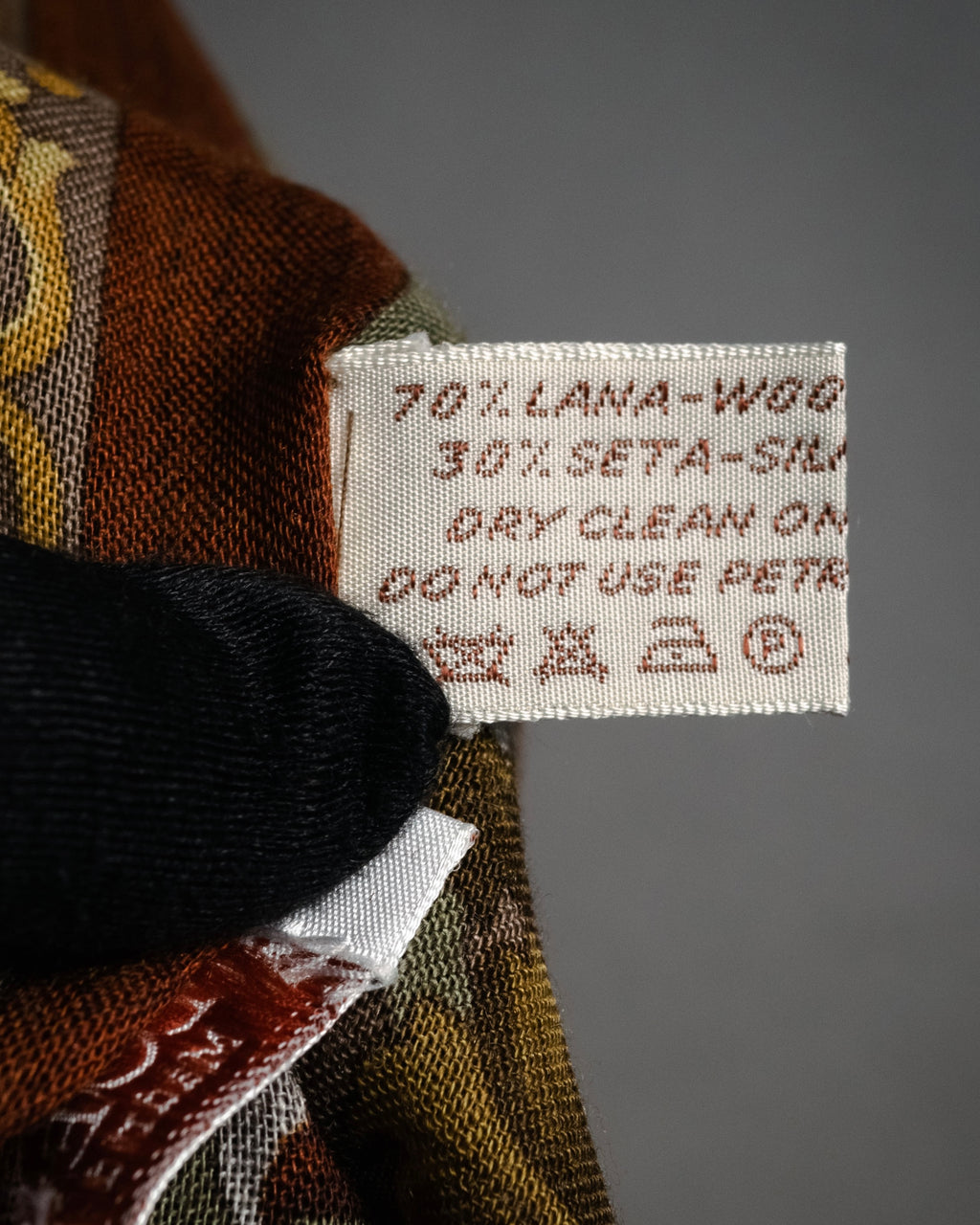 “LOEWE” 90’s–00’s Equestrian motif wool silk fringe scarf