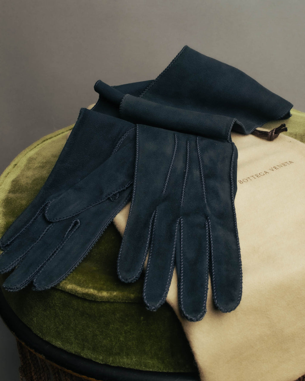 "BOTTEGA VENETA" 00's-10's Elegant suede long gloves