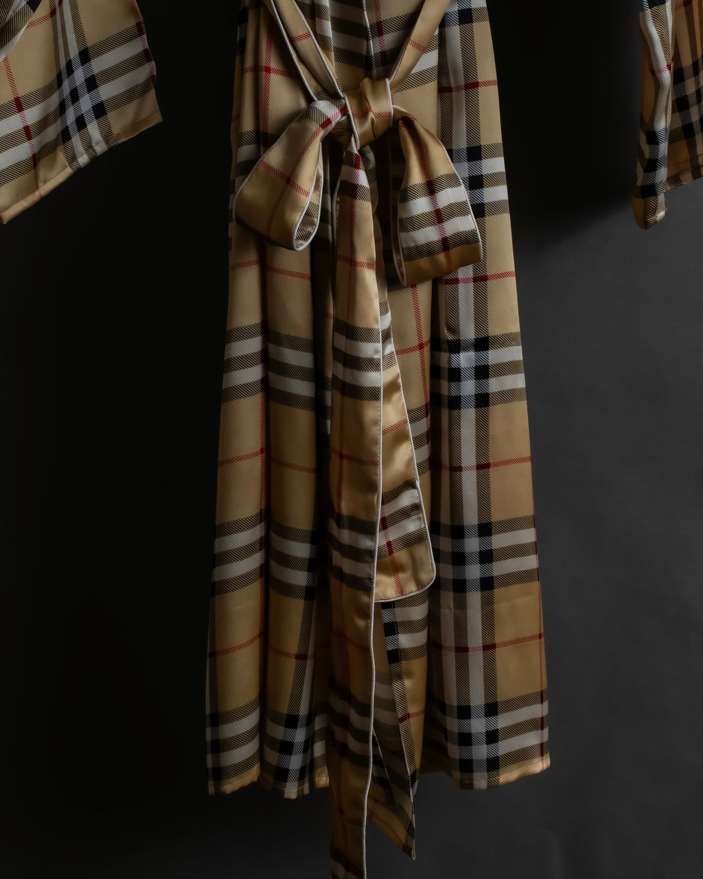 "BURBERRYS" Nova check maxi length silk gown coat