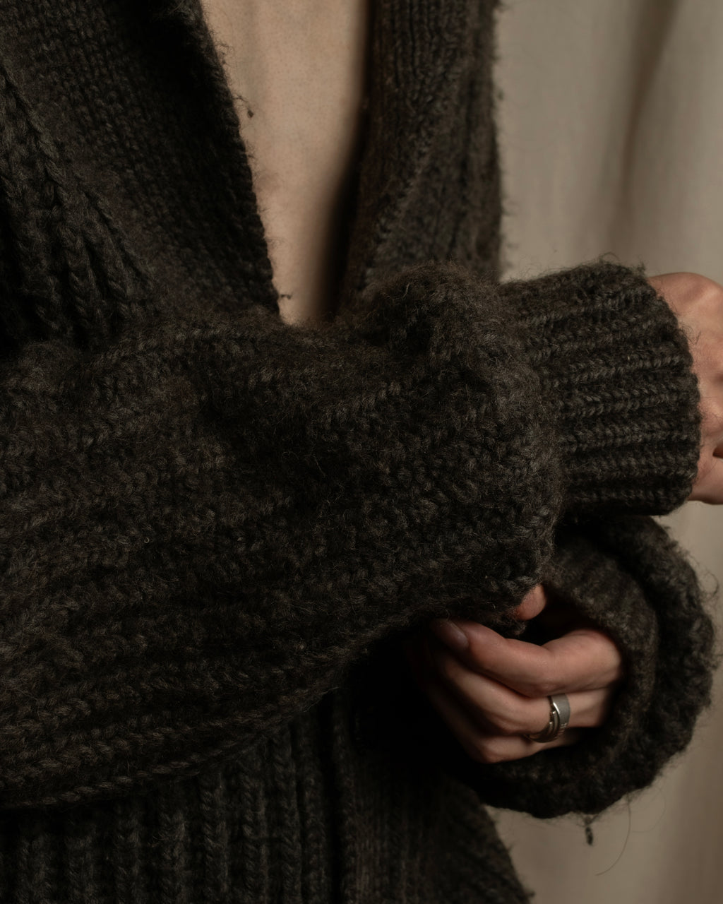 -SPECIAL- "BOTTEGA VENETA"
00's-10's Thomas Mayer period shawl collar cardigan