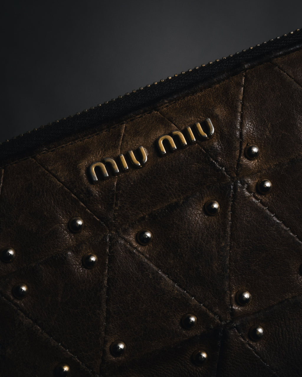 "MIU MIU" 10’s studded quilted vintage leather zip wallet
