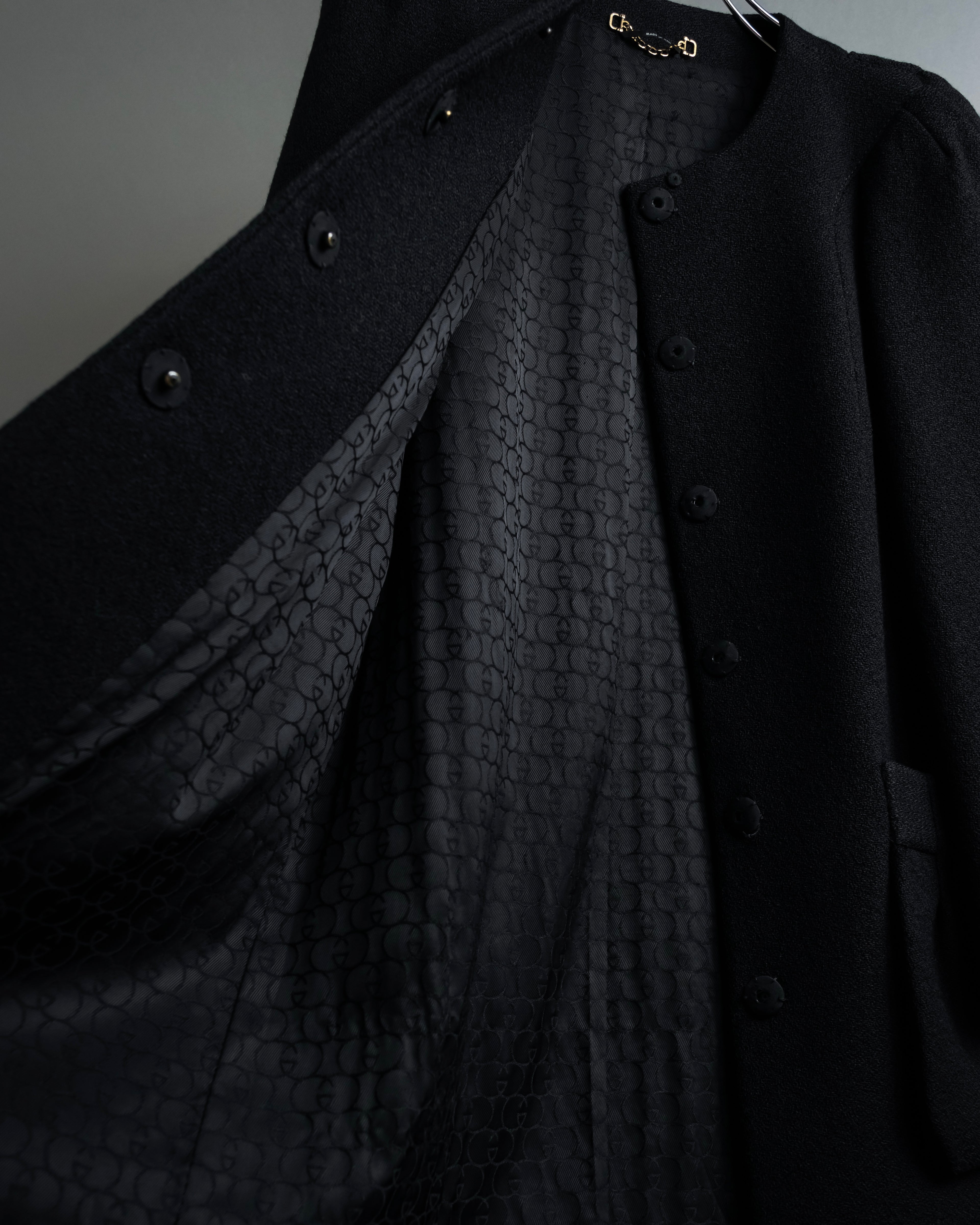 "GUCCI" Tom Ford period round neck flying squirrel long coat