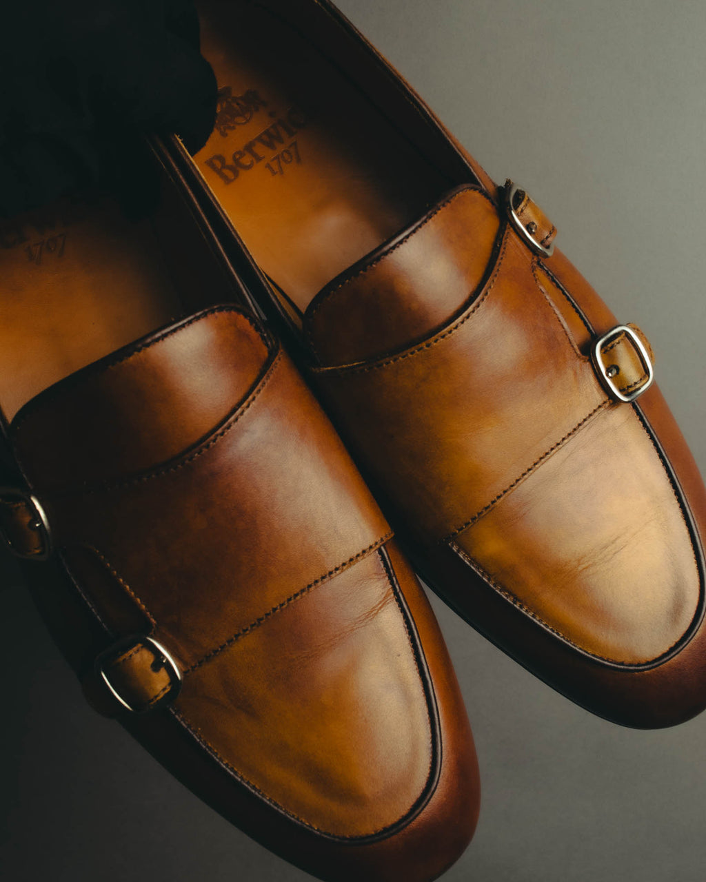 “Berwick 1707” 2010’s Patina aniline leather double monk shoes