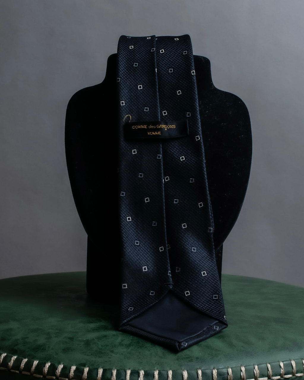 "COMME des GARCONS HOMME" Square small pattern motif necktie