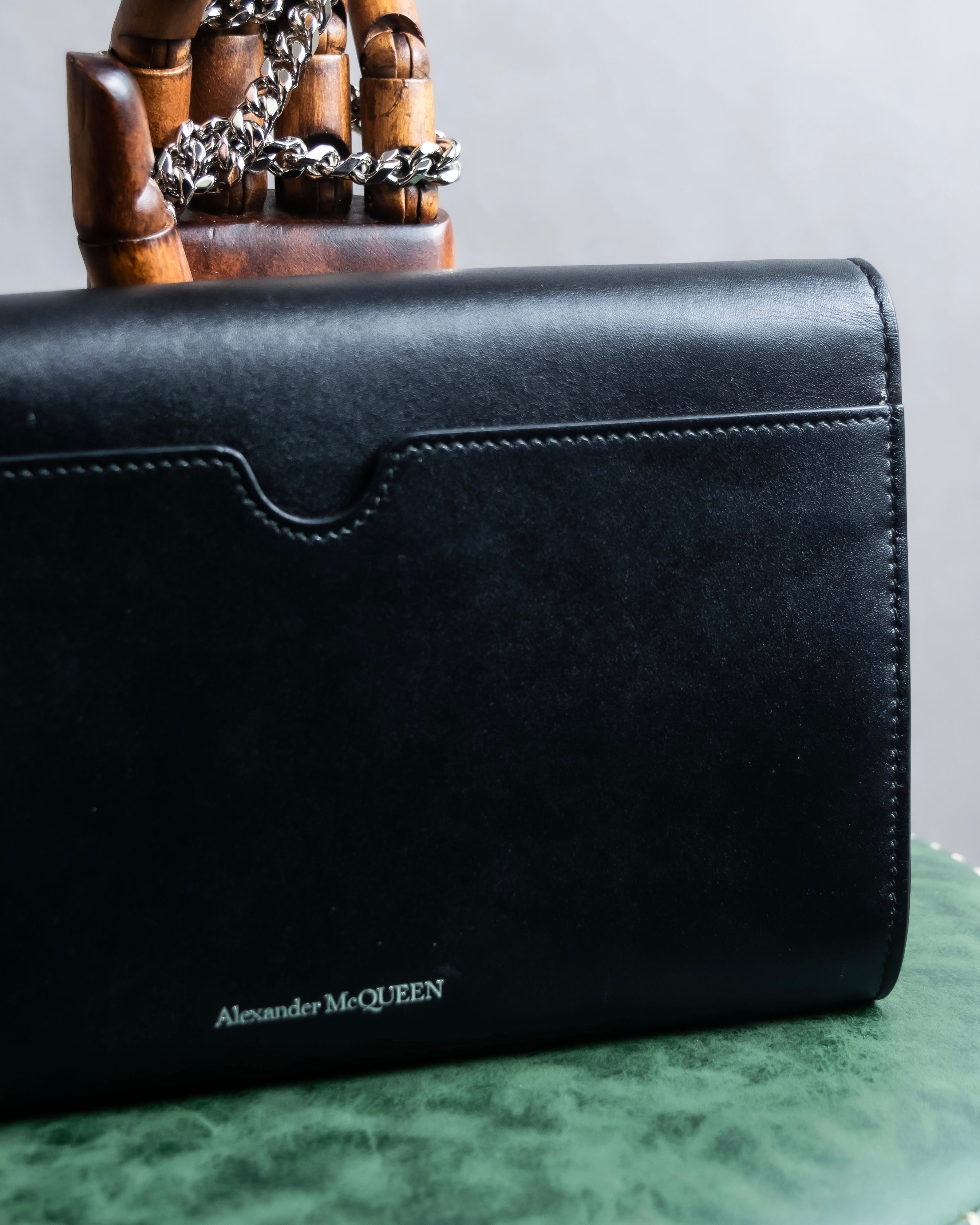 "Alexandar McQueen" Two-tone crystal clasp leather shoulder wallet