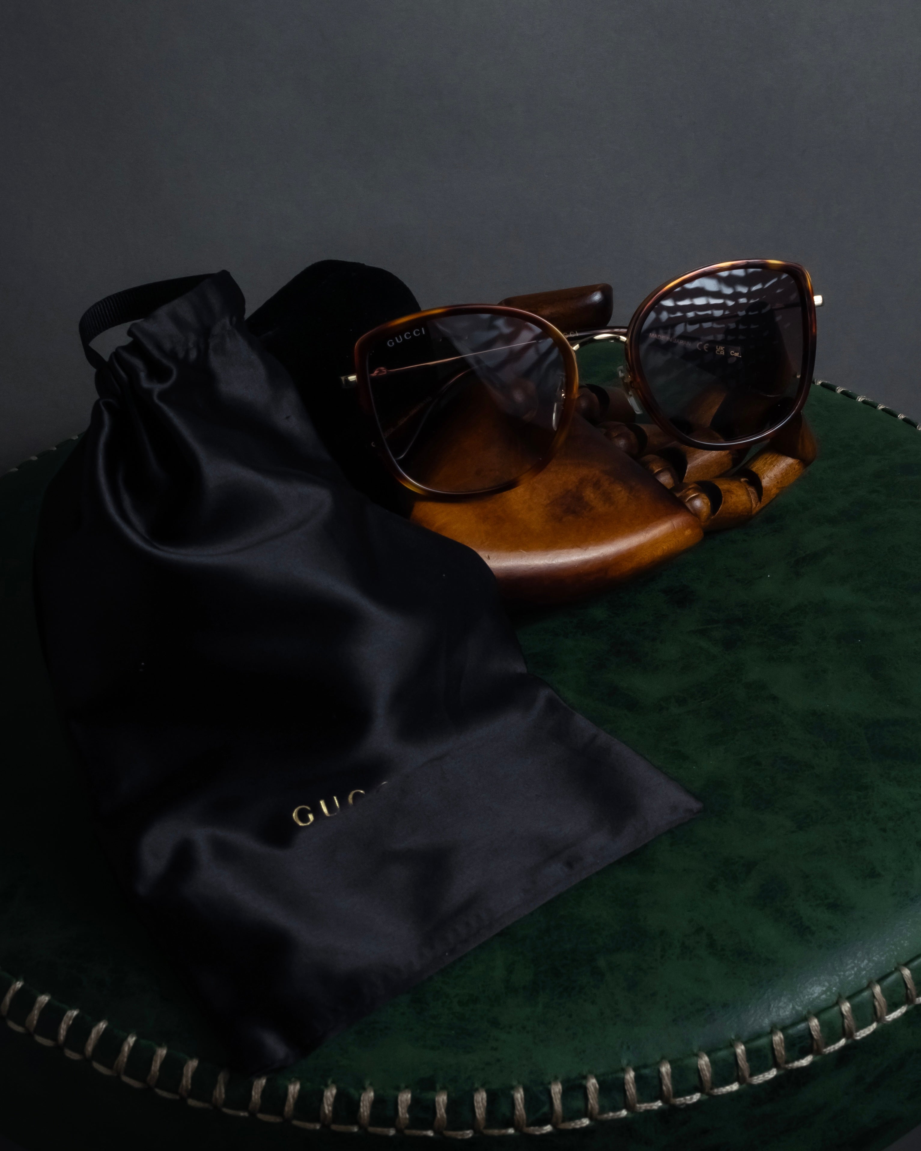 "GUCCI" Square butterfly over-frame sunglasses