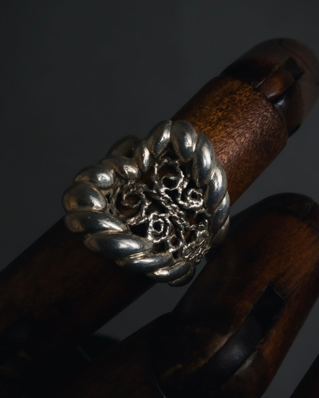 "Christian Dior" Rope-edged filigree signet ring