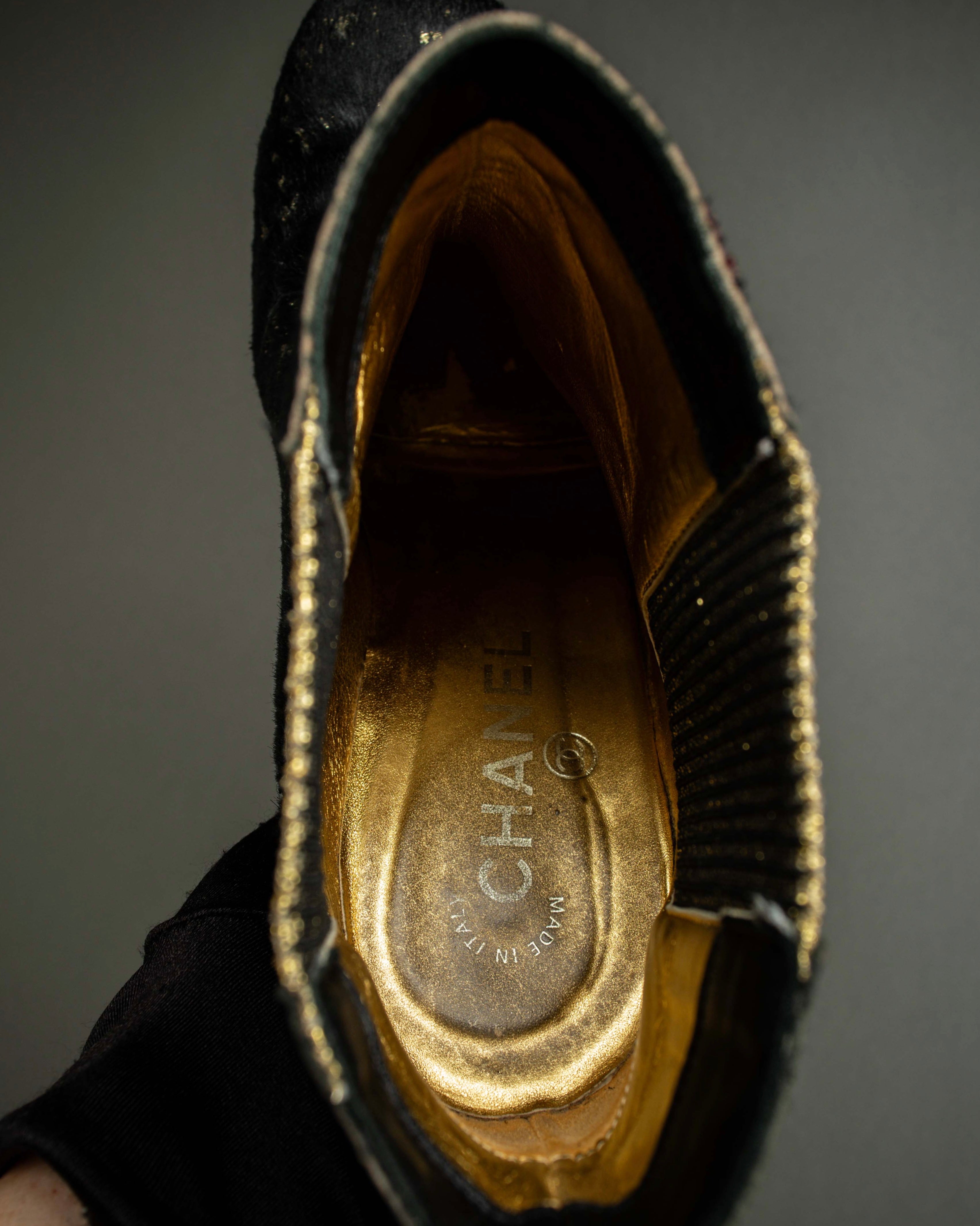 "CHANEL" Gold particle design pony leather heel boots