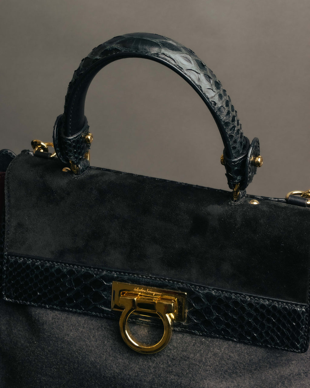 -SPECIAL- “Salvatore Ferragamo” 2019-21 Mixed material Sofia top handle bag